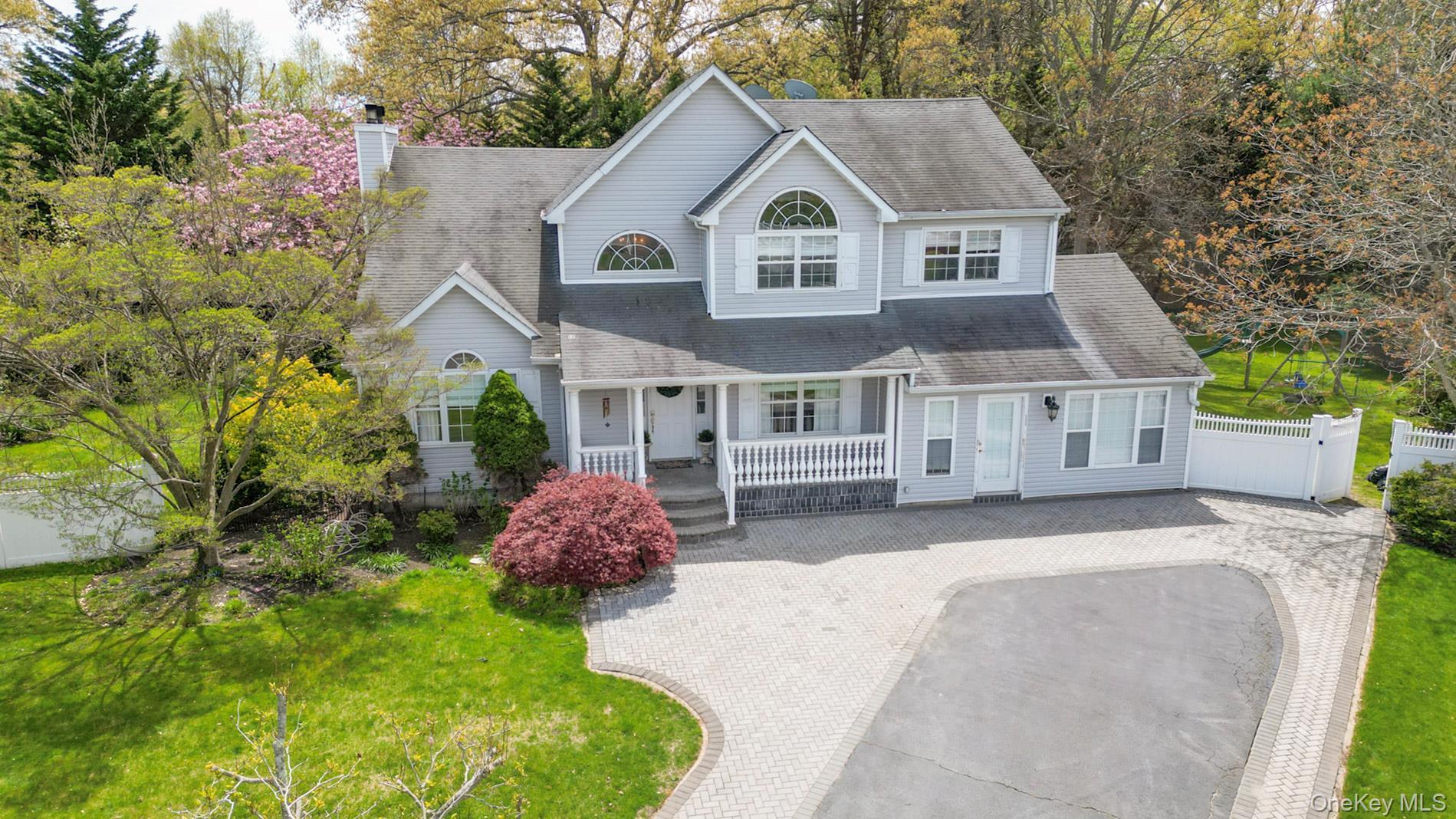 Single Family Ivy  Suffolk County, NY 11720, MLS-992139-2