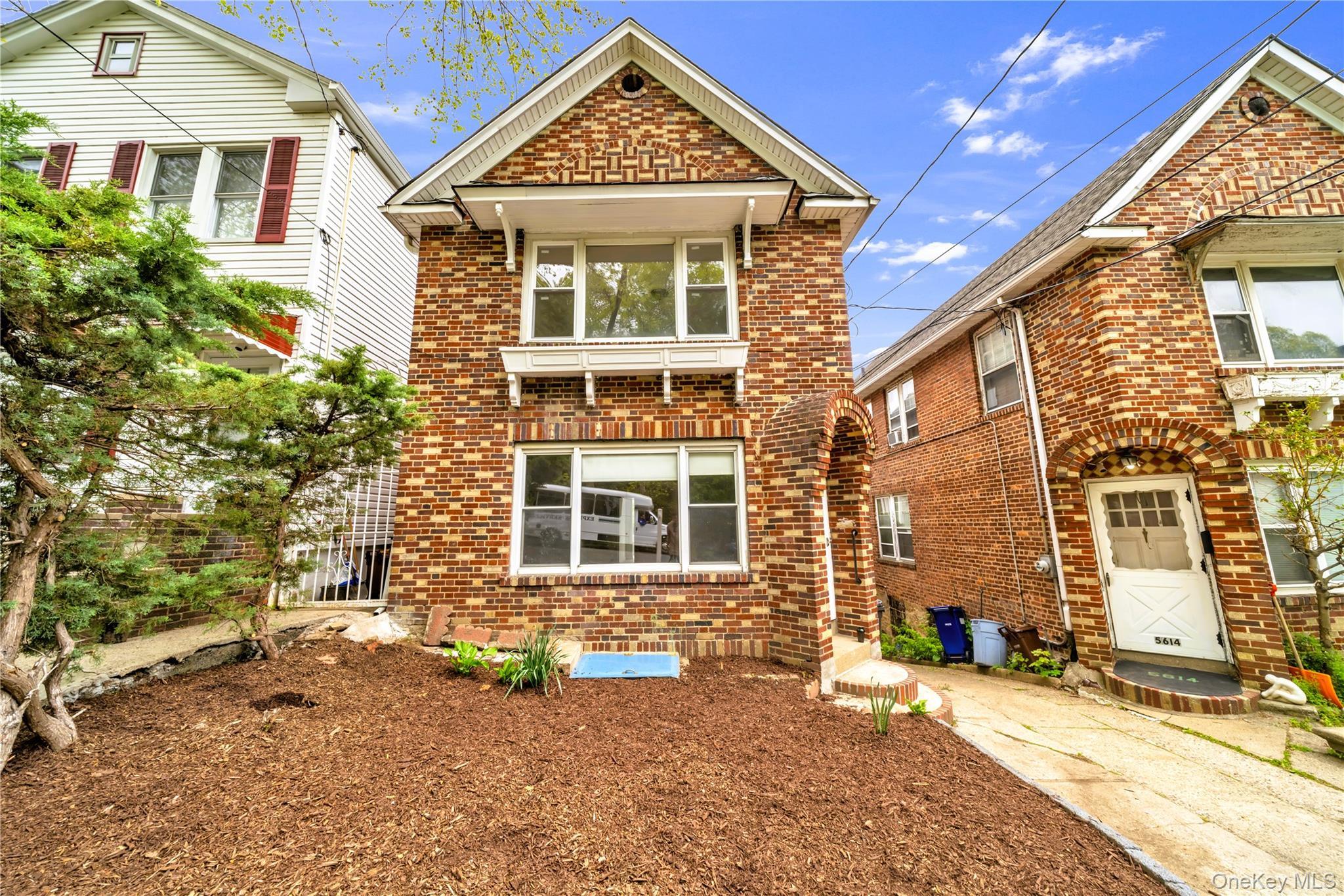 Single Family Sylvan Bronx, NY 10471, MLS-992148-2