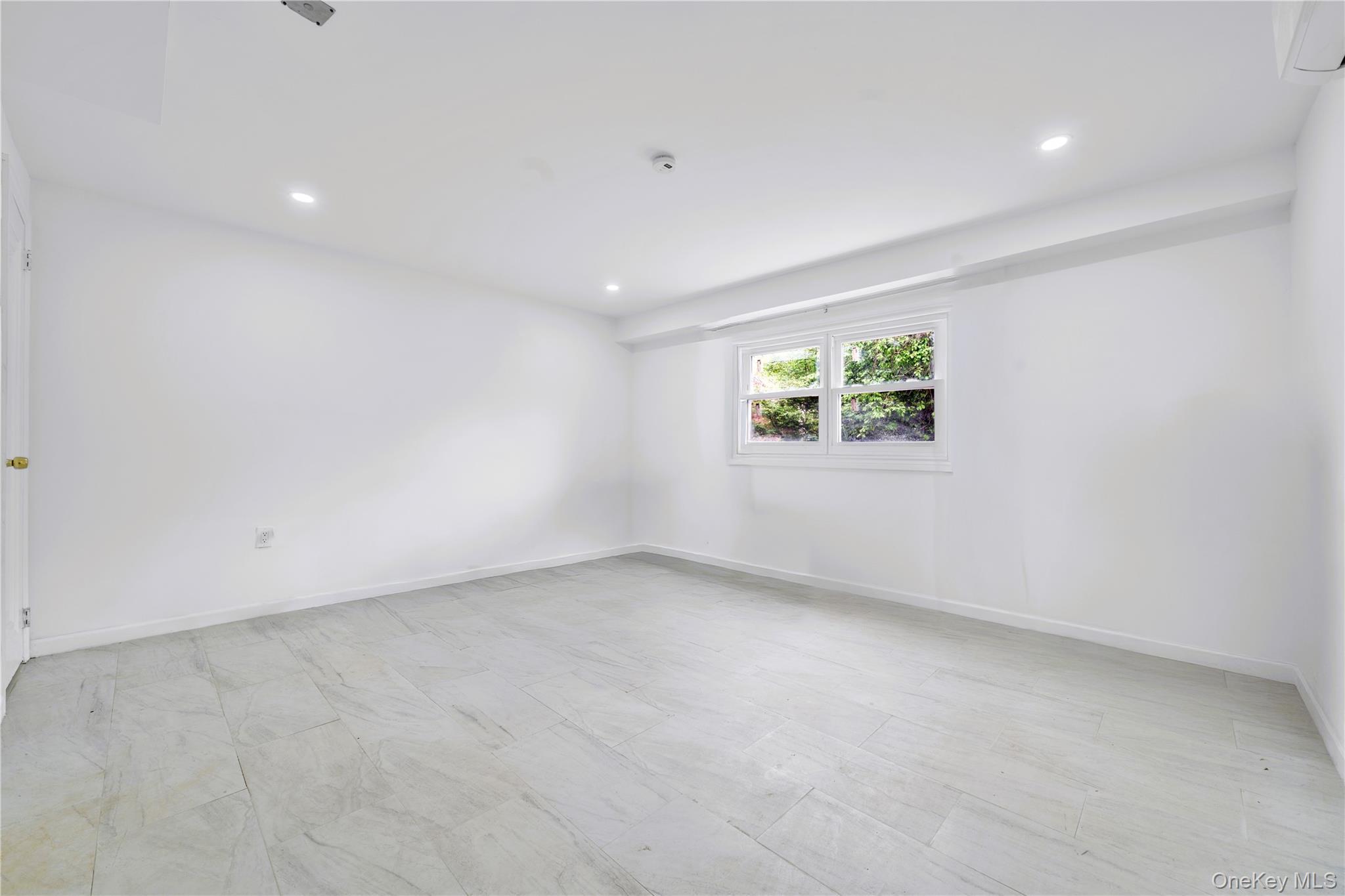 Single Family Sylvan Bronx, NY 10471, MLS-992148-30