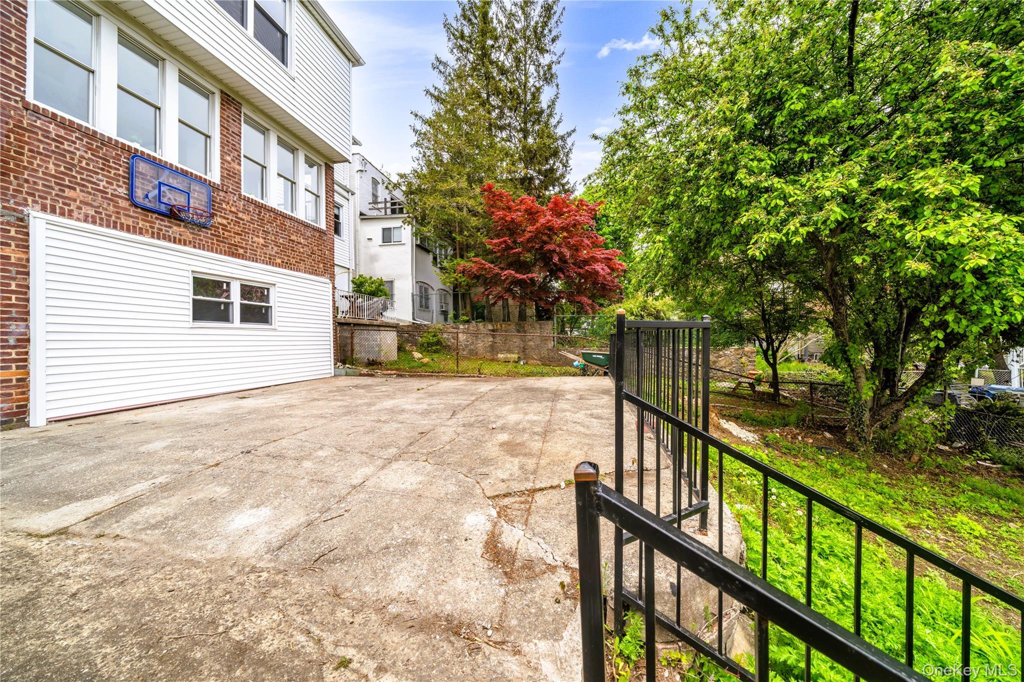 Single Family Sylvan Bronx, NY 10471, MLS-992148-35