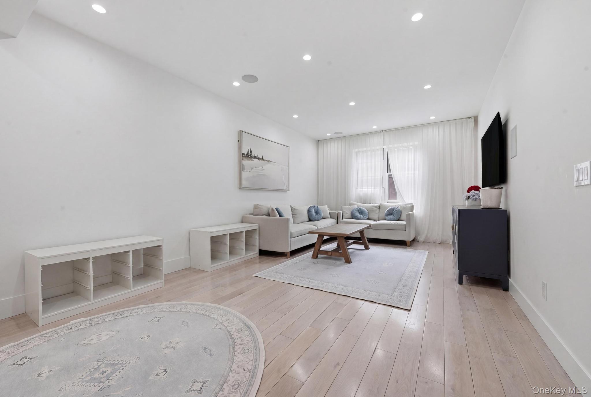 Coop Ocean Parkway Brooklyn, NY 11230, MLS-992149-4