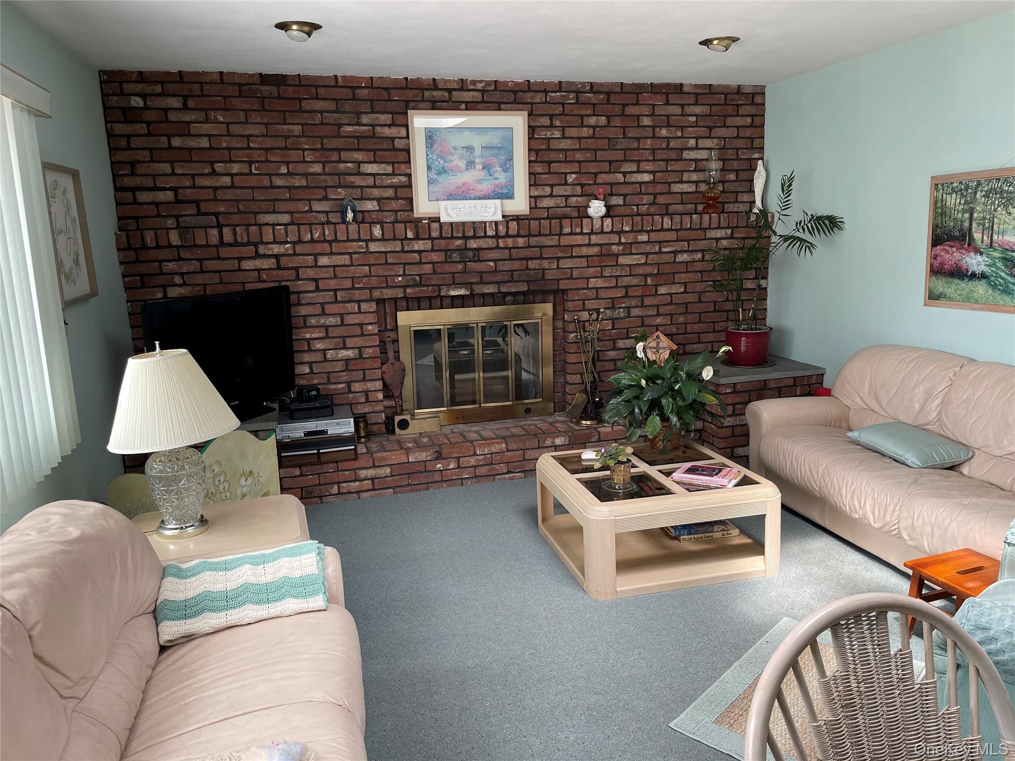 Single Family Grand  Suffolk County, NY 11757, MLS-992179-14