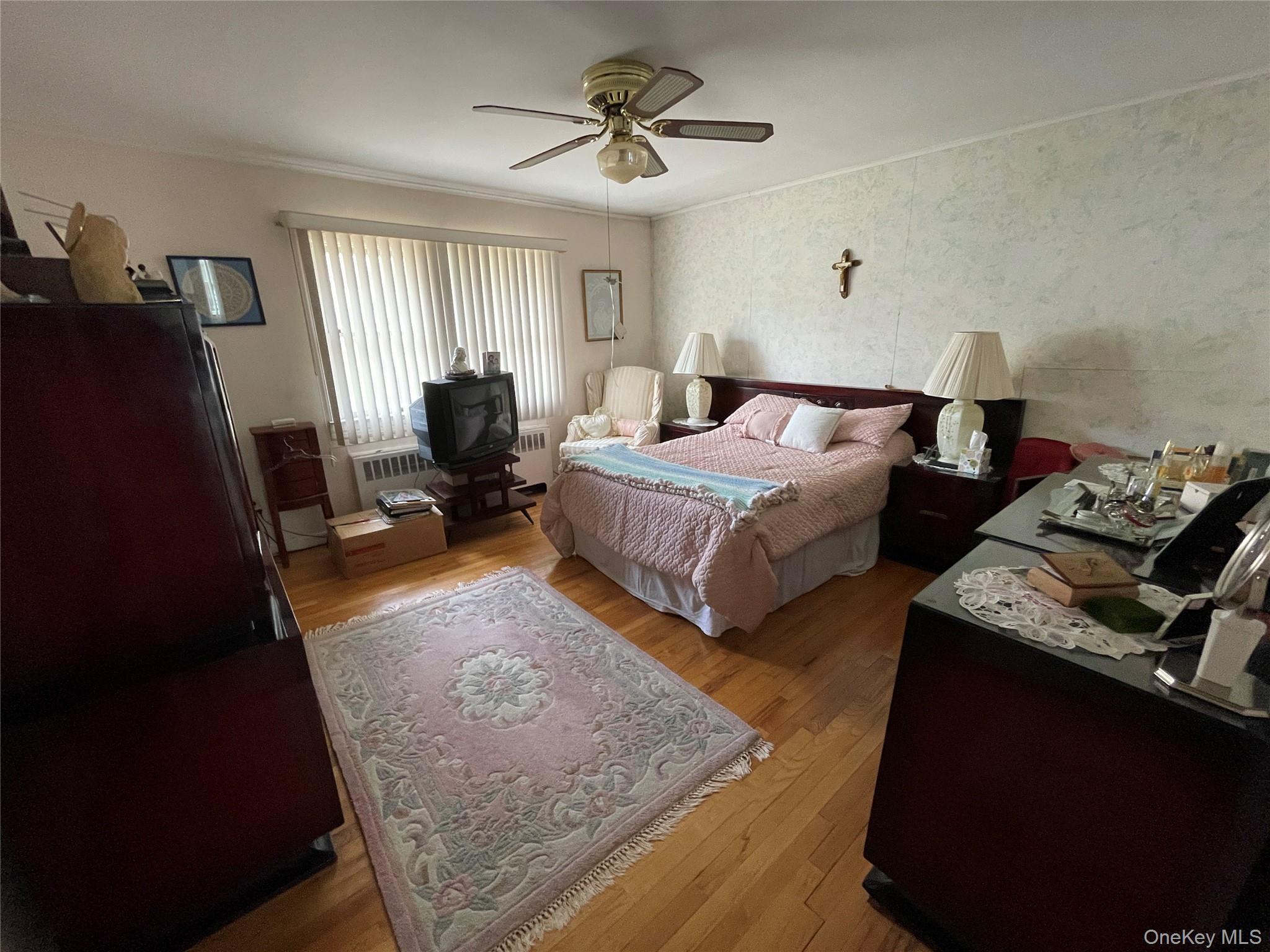 Single Family Grand  Suffolk County, NY 11757, MLS-992179-15