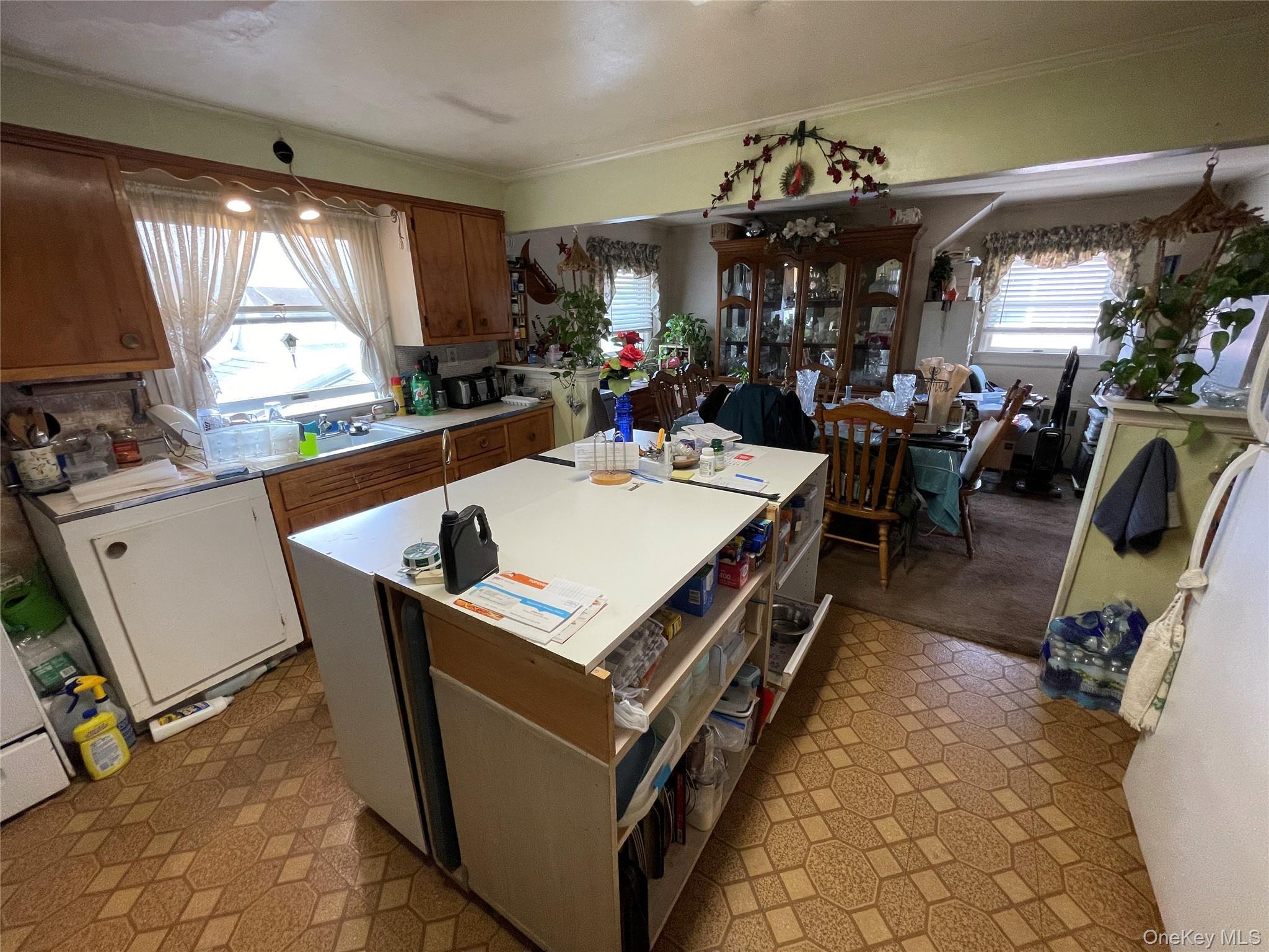 Single Family Grand  Suffolk County, NY 11757, MLS-992179-19