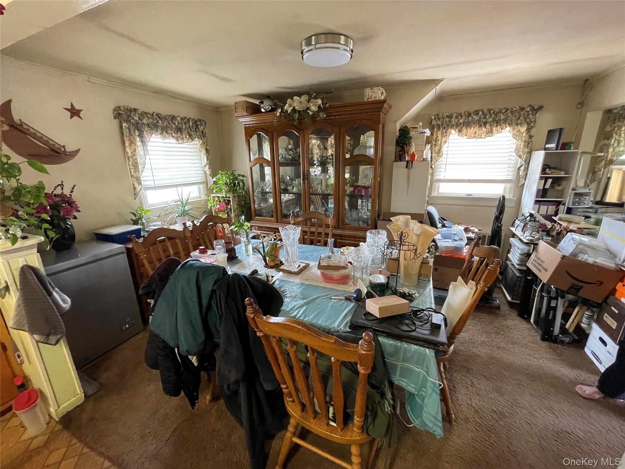 Single Family Grand  Suffolk County, NY 11757, MLS-992179-22