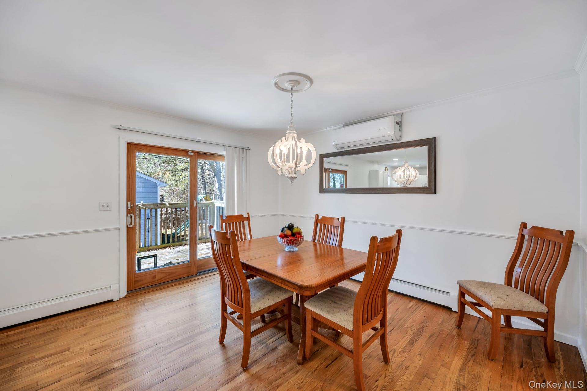Single Family Oak  Suffolk County, NY 11901, MLS-992190-11