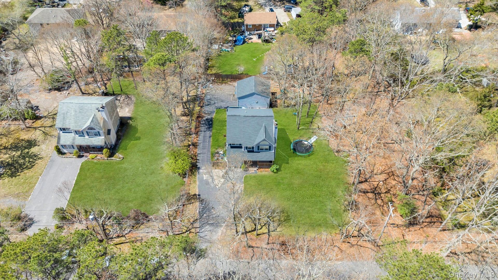 Single Family Oak  Suffolk County, NY 11901, MLS-992190-4