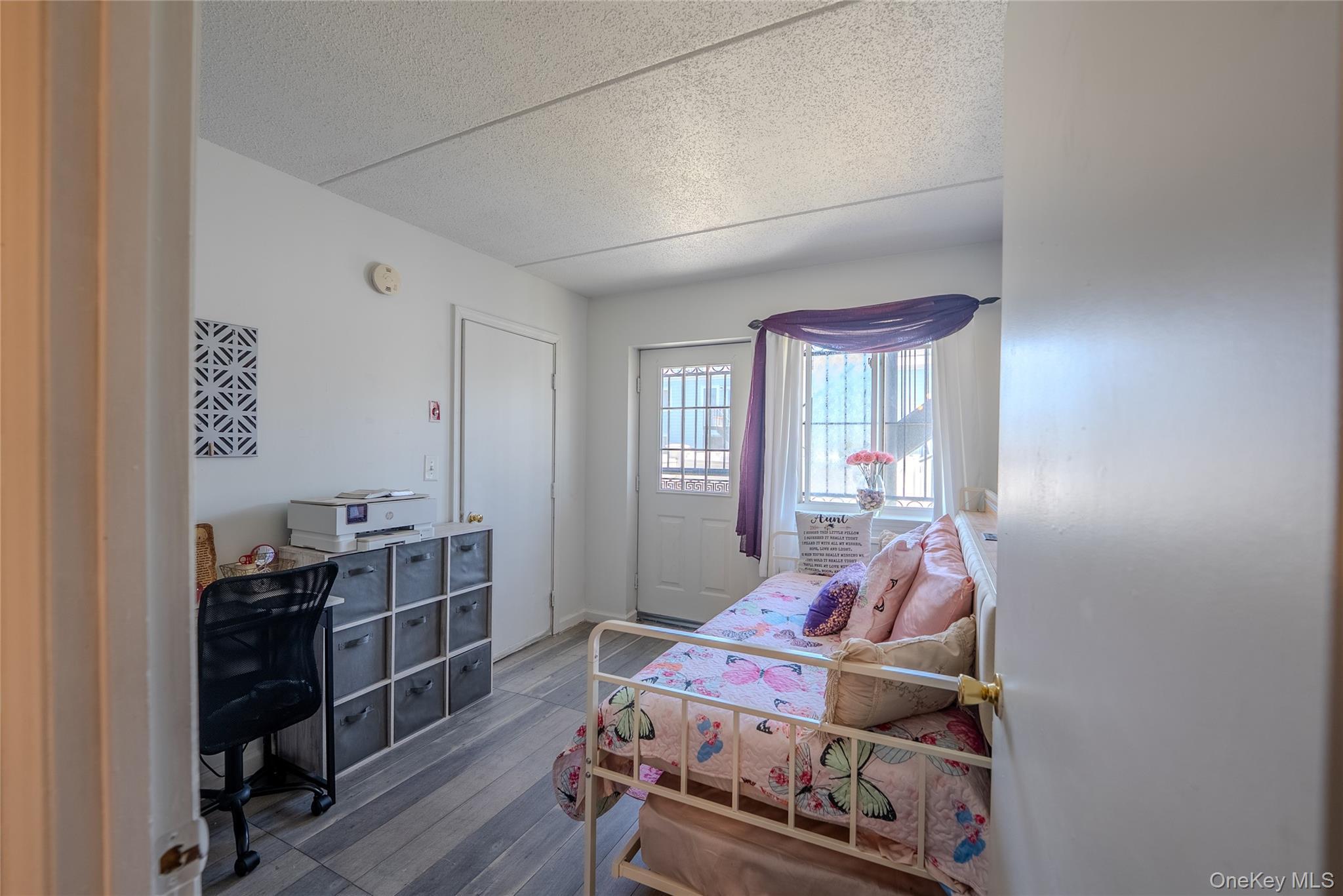 Single Family Beach 62nd Queens, NY 11692, MLS-992205-17