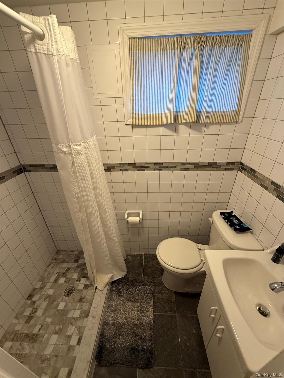 Single Family 79th Queens, NY 11385, MLS-992221-14