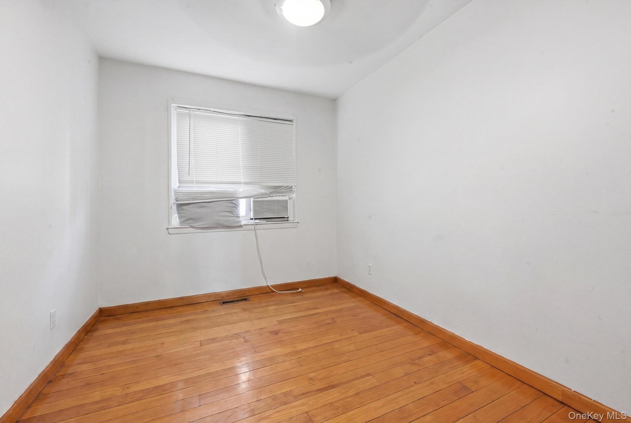 Single Family South Richmond Hill  Queens, NY 11419, MLS-992232-14
