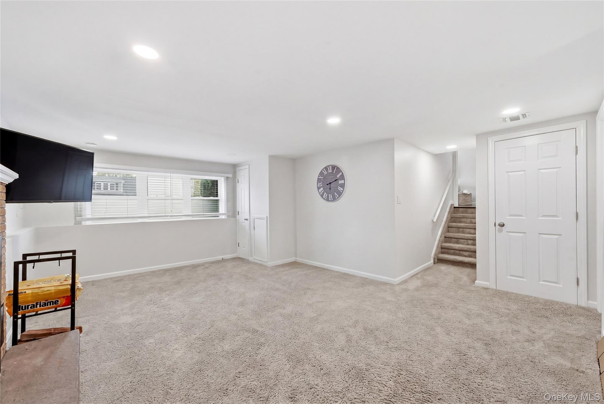Single Family Woodlawn  Suffolk County, NY 11780, MLS-992300-13