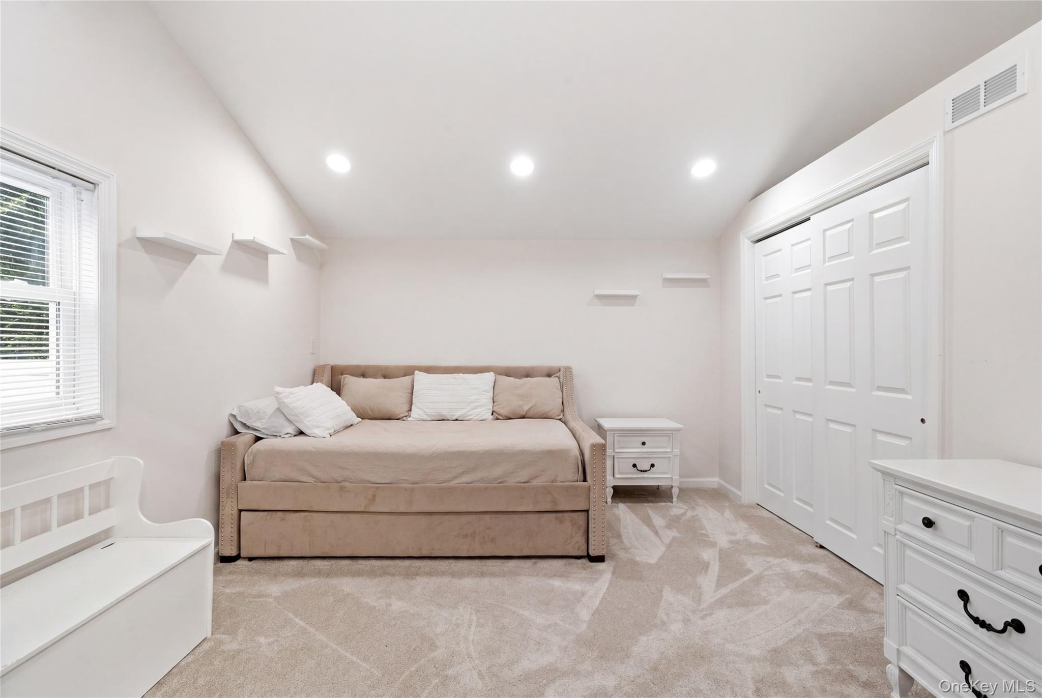 Single Family Woodlawn  Suffolk County, NY 11780, MLS-992300-24