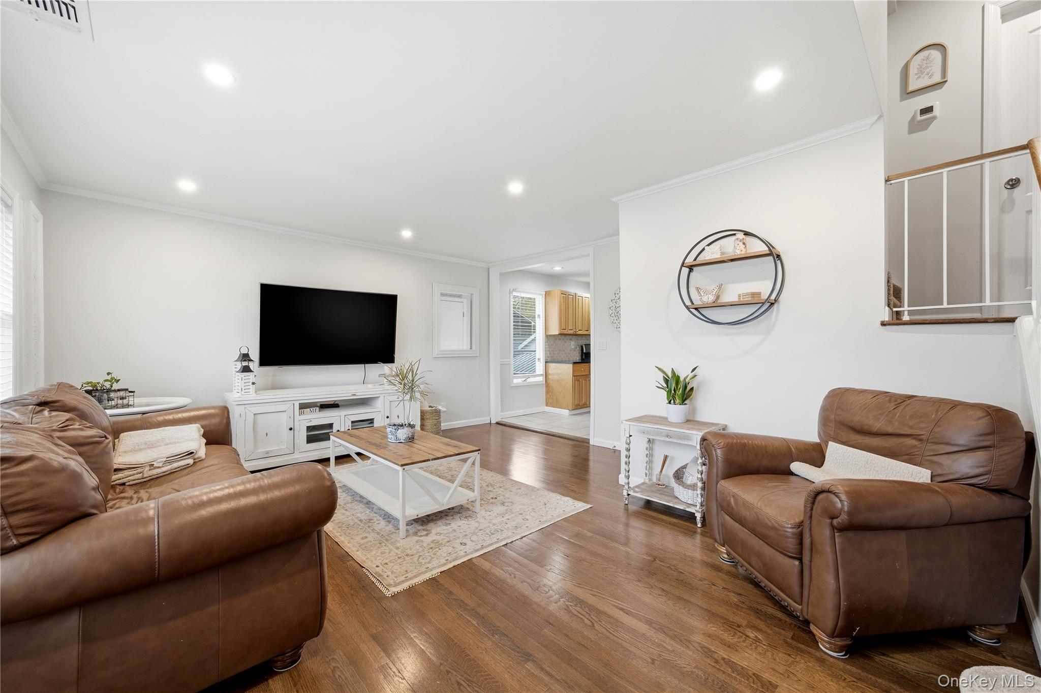 Single Family Woodlawn  Suffolk County, NY 11780, MLS-992300-5