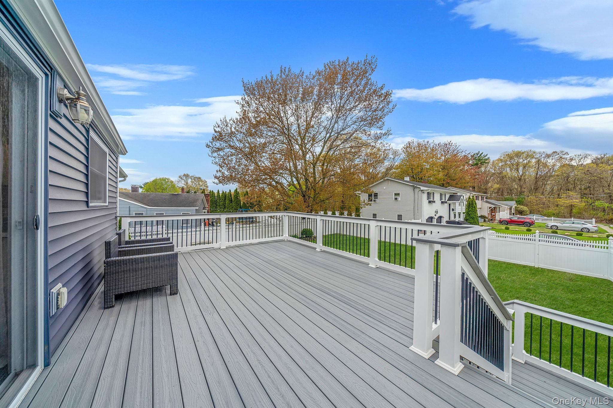 Single Family Stephen Suffolk County, NY 11705, MLS-992302-11