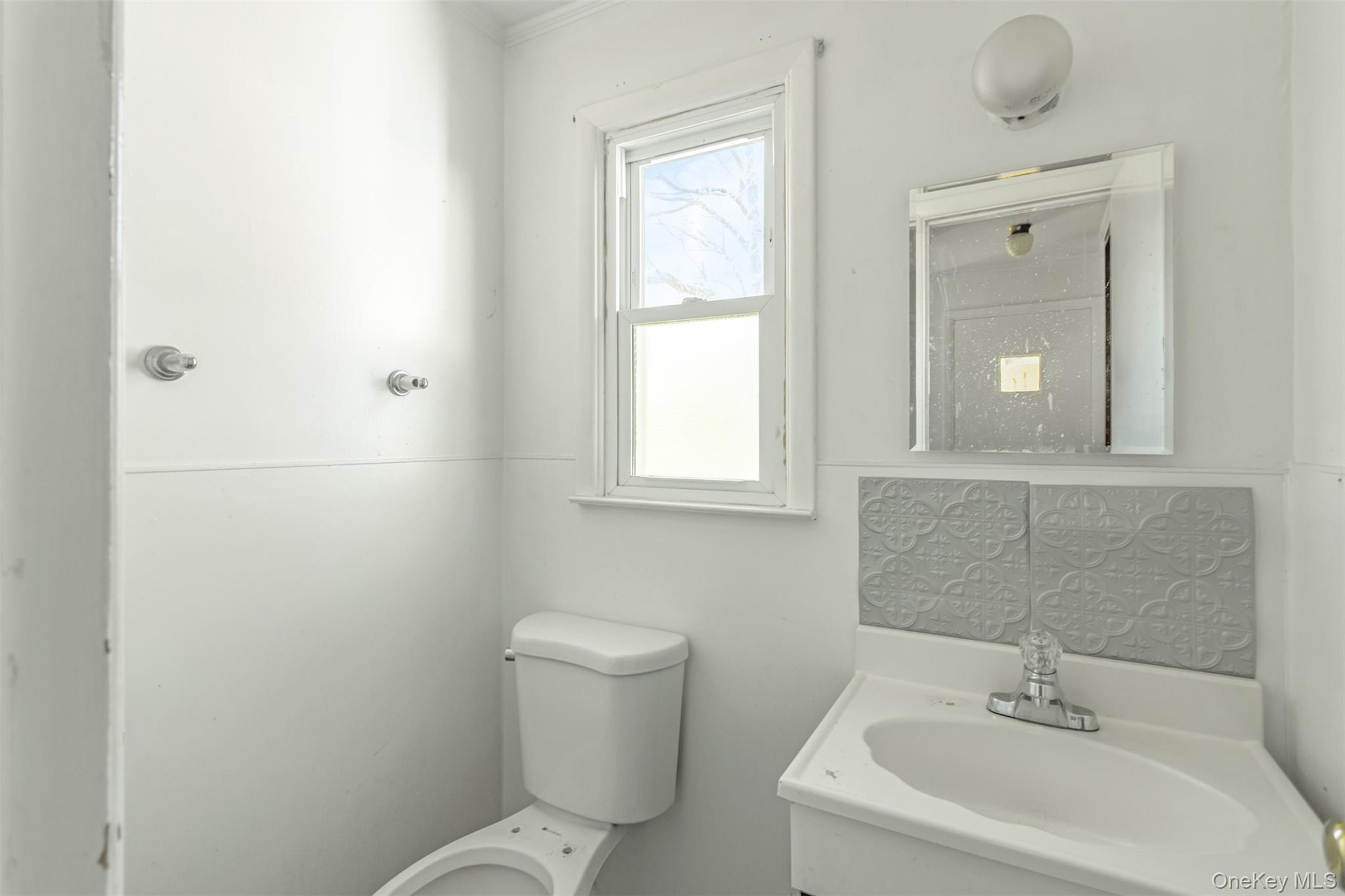 Single Family Corwin  Suffolk County, NY 11944, MLS-992307-8
