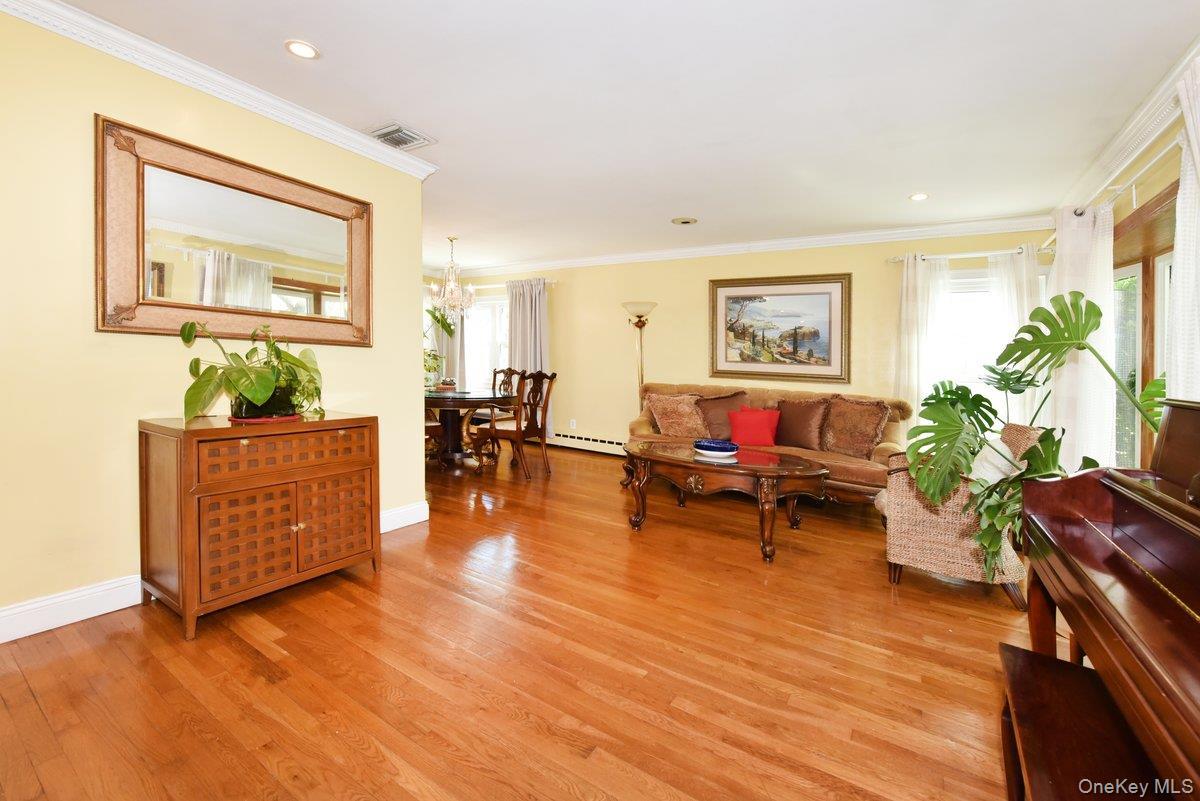 Single Family Preston  Nassau County, NY 11554, MLS-992312-6