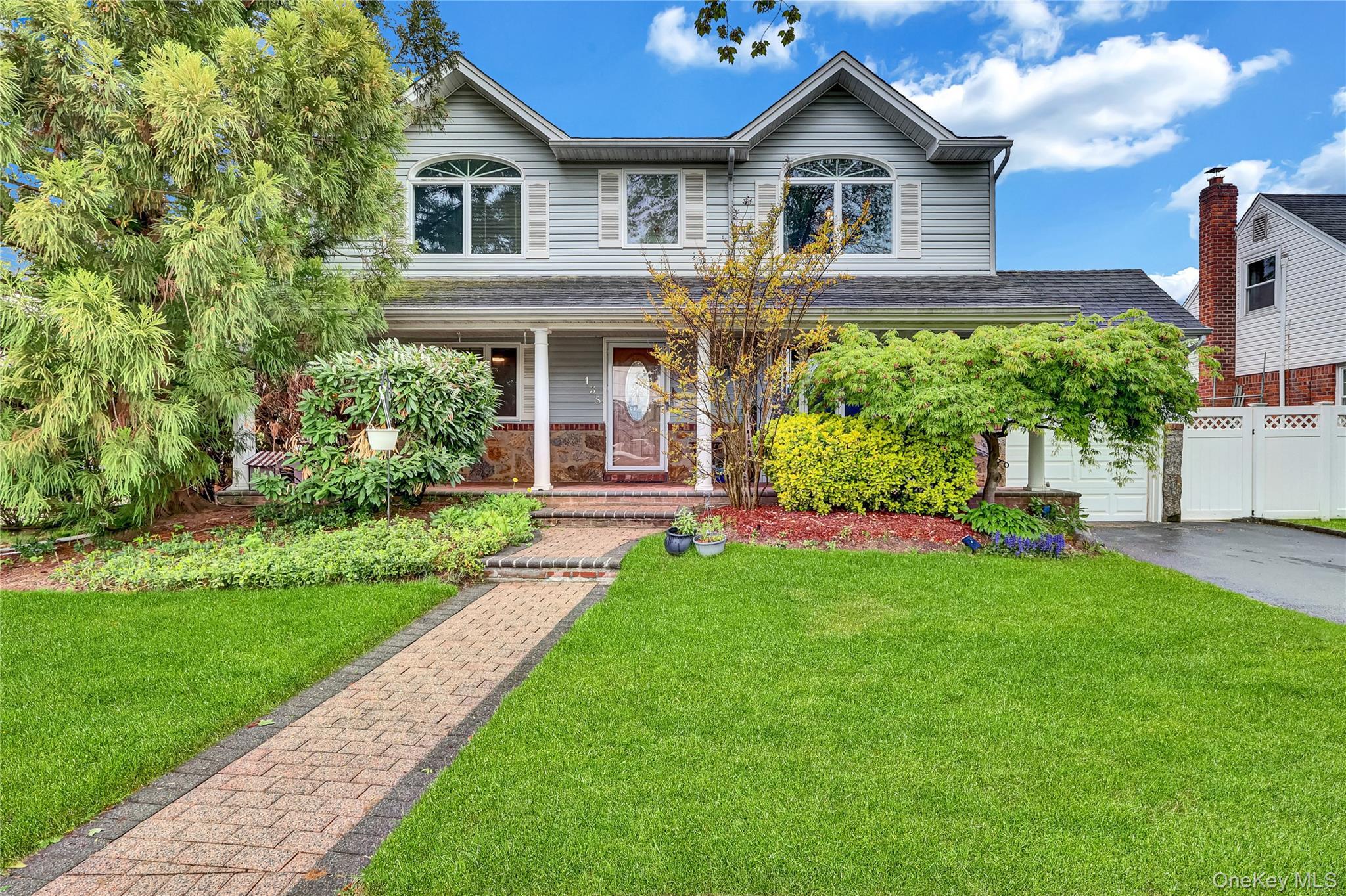 Single Family Norman Drive Nassau County, NY 11554, MLS-992364-2