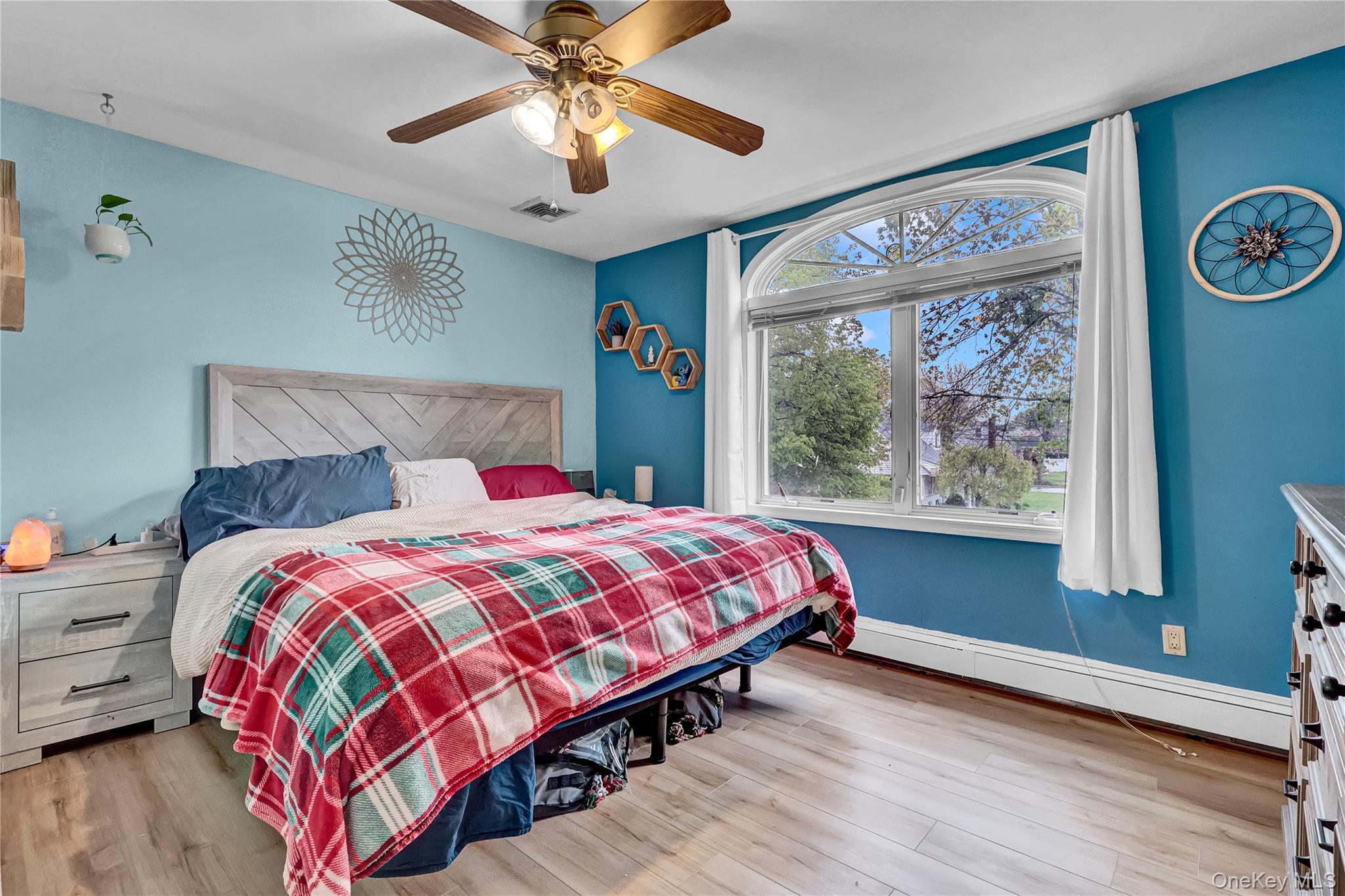Single Family Norman Drive Nassau County, NY 11554, MLS-992364-28