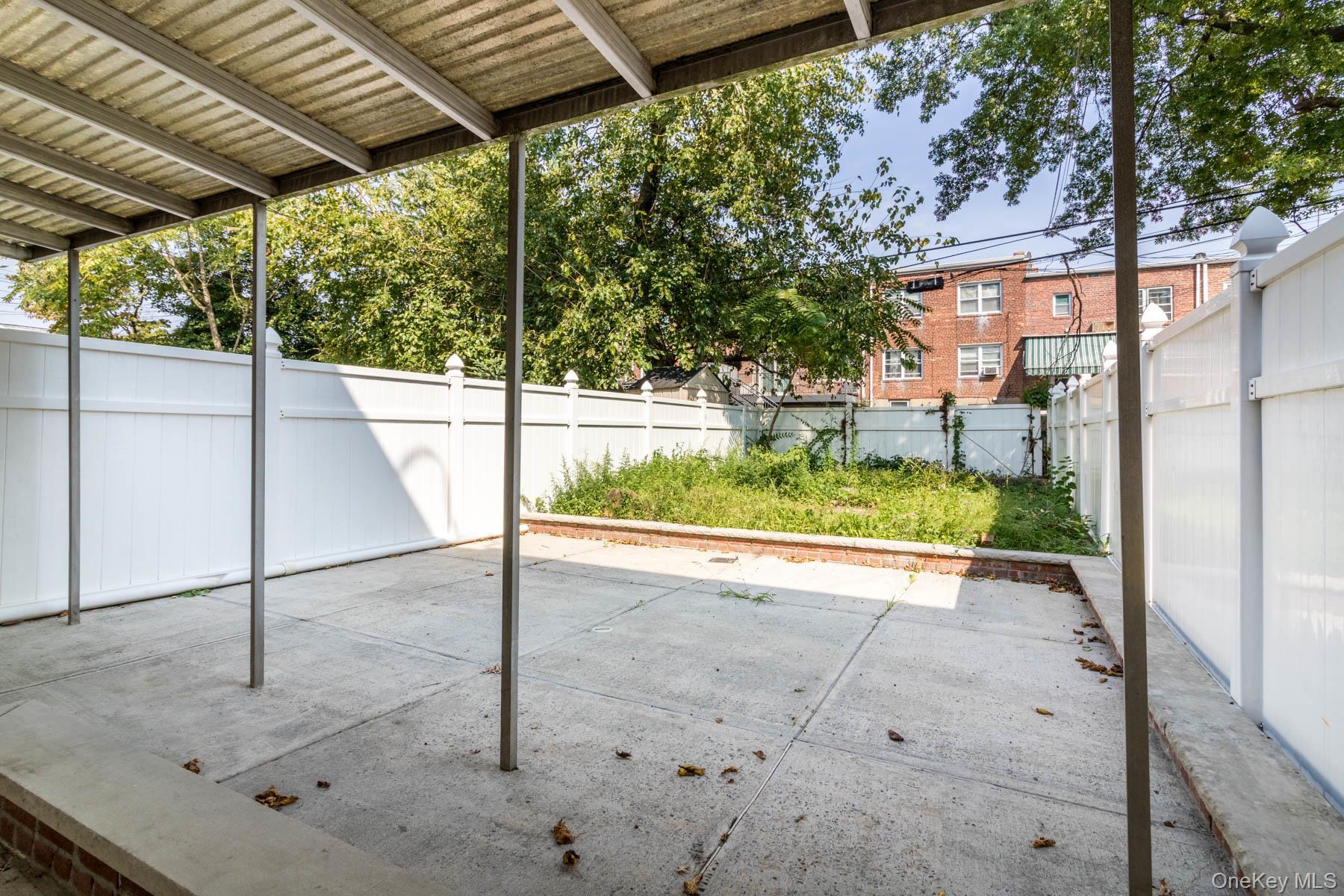 Single Family Bell Boulevard  Queens, NY 11360, MLS-992384-25