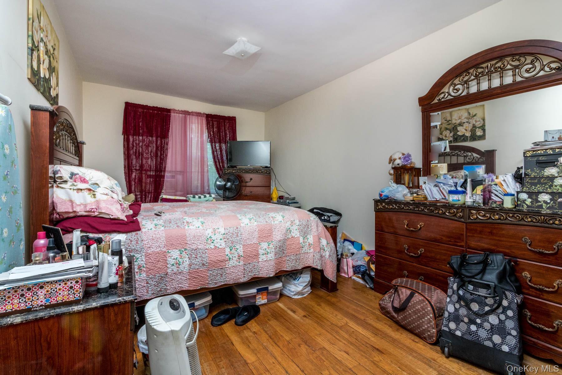 Single Family Bell Boulevard  Queens, NY 11360, MLS-992384-26