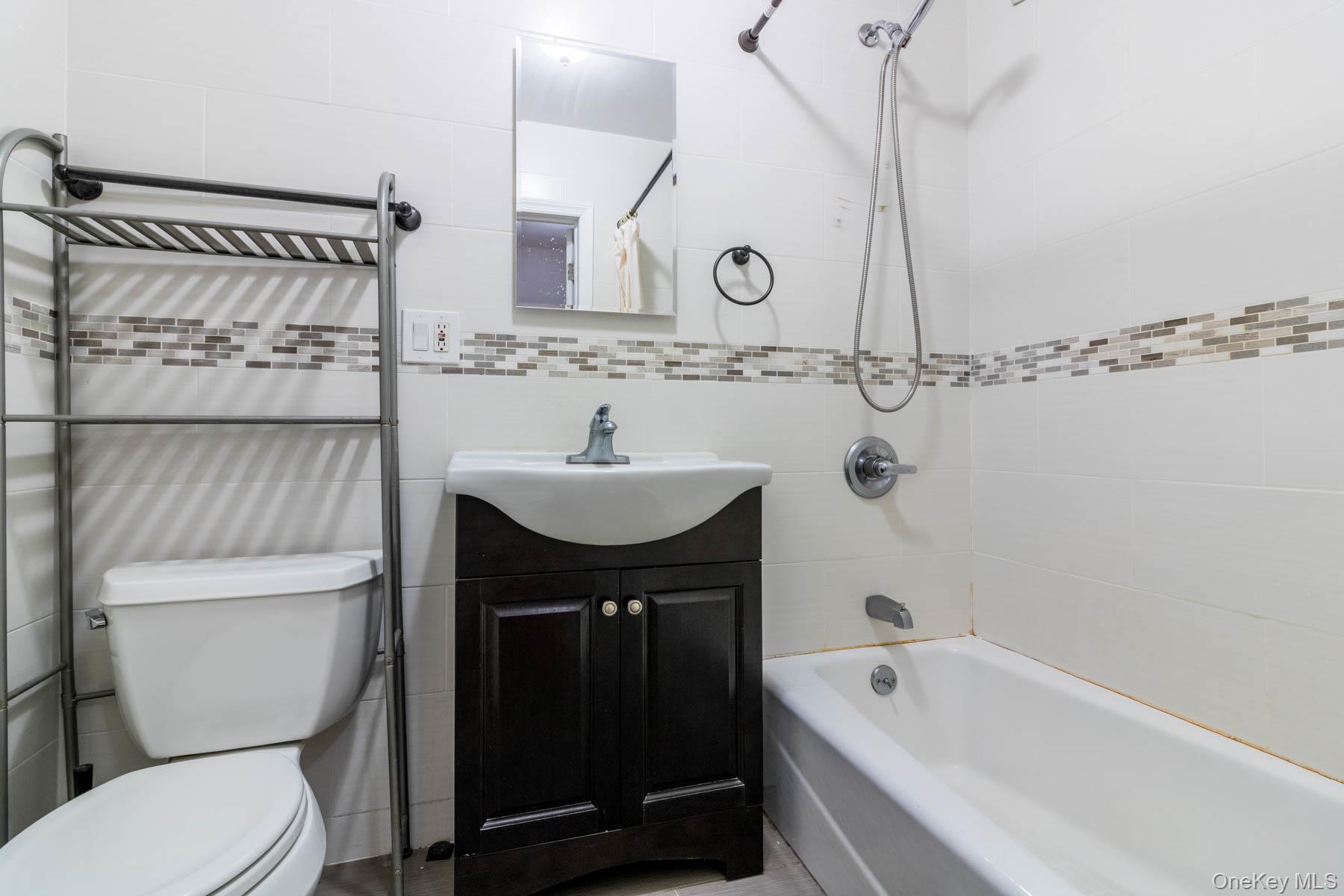 Single Family Bell Boulevard  Queens, NY 11360, MLS-992384-4