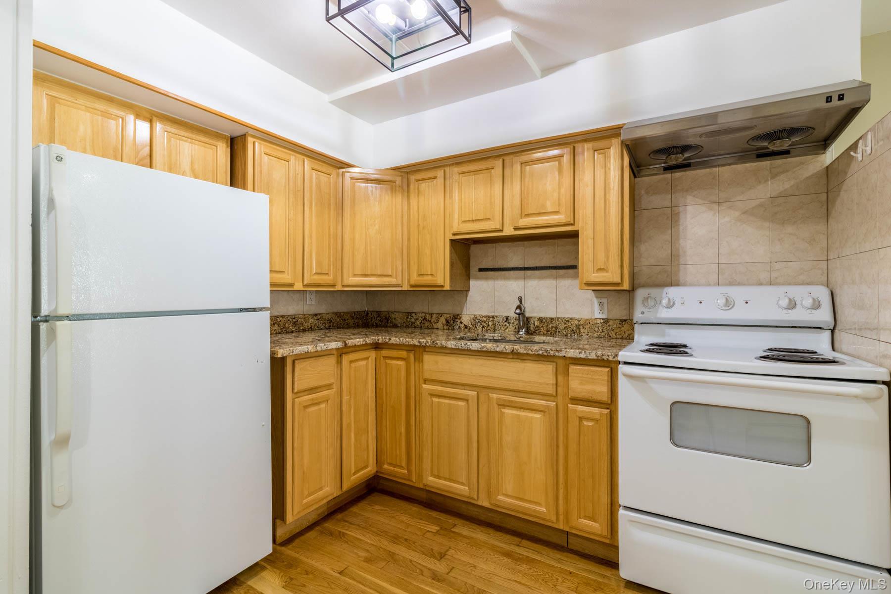 Single Family Bell Boulevard  Queens, NY 11360, MLS-992384-5