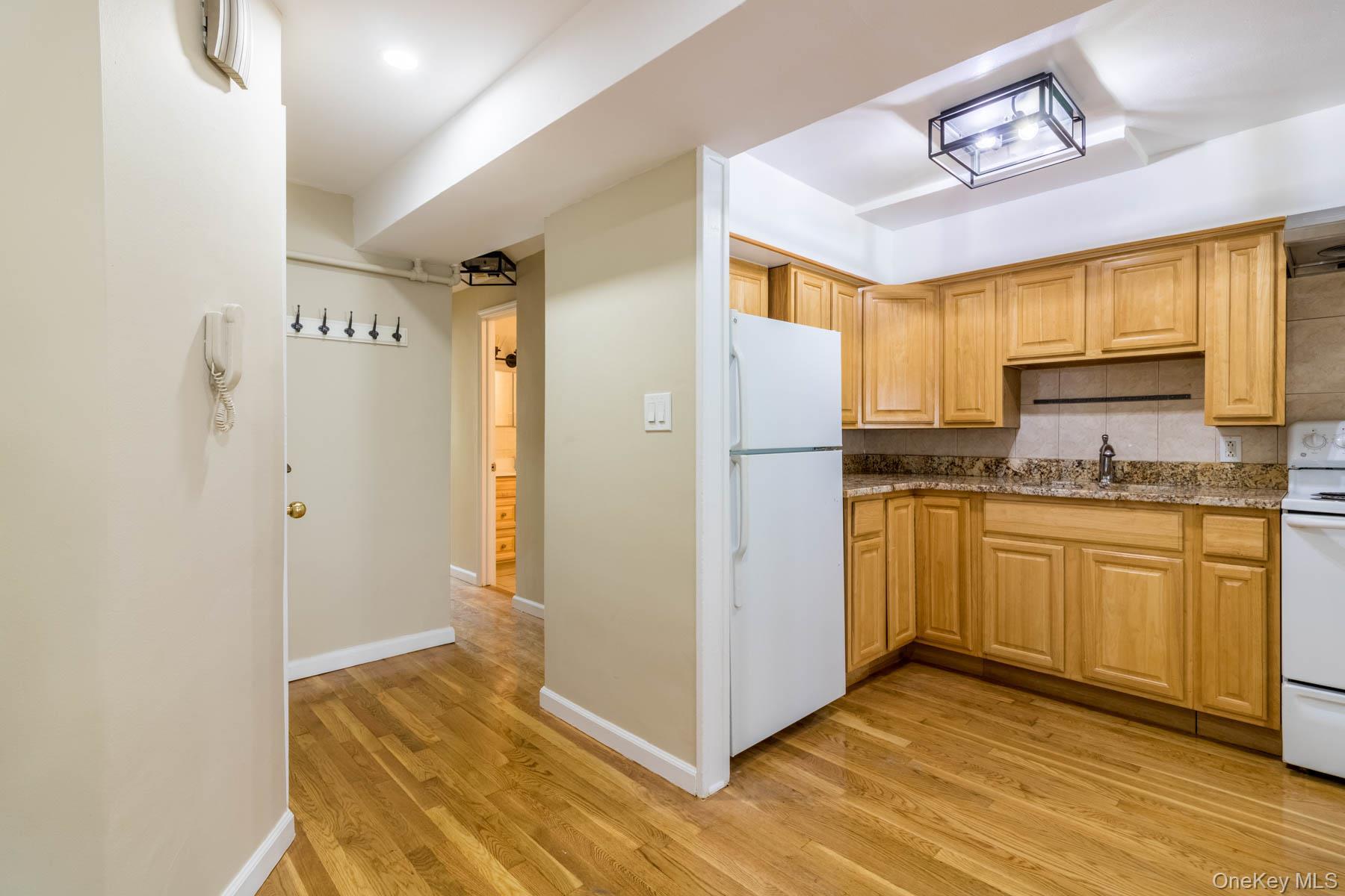 Single Family Bell Boulevard  Queens, NY 11360, MLS-992384-6