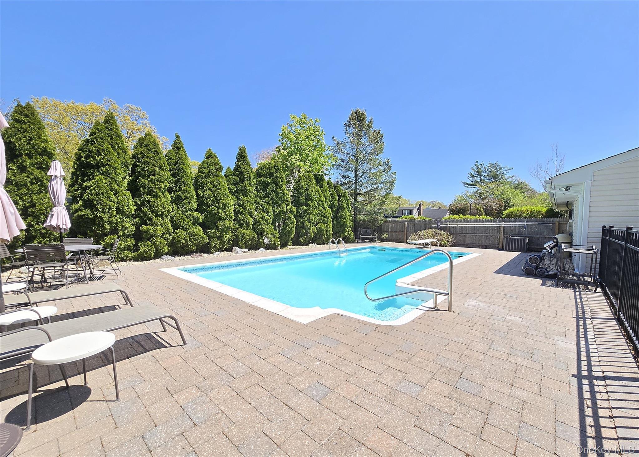 Single Family Memory Suffolk County, NY 11790, MLS-992450-20