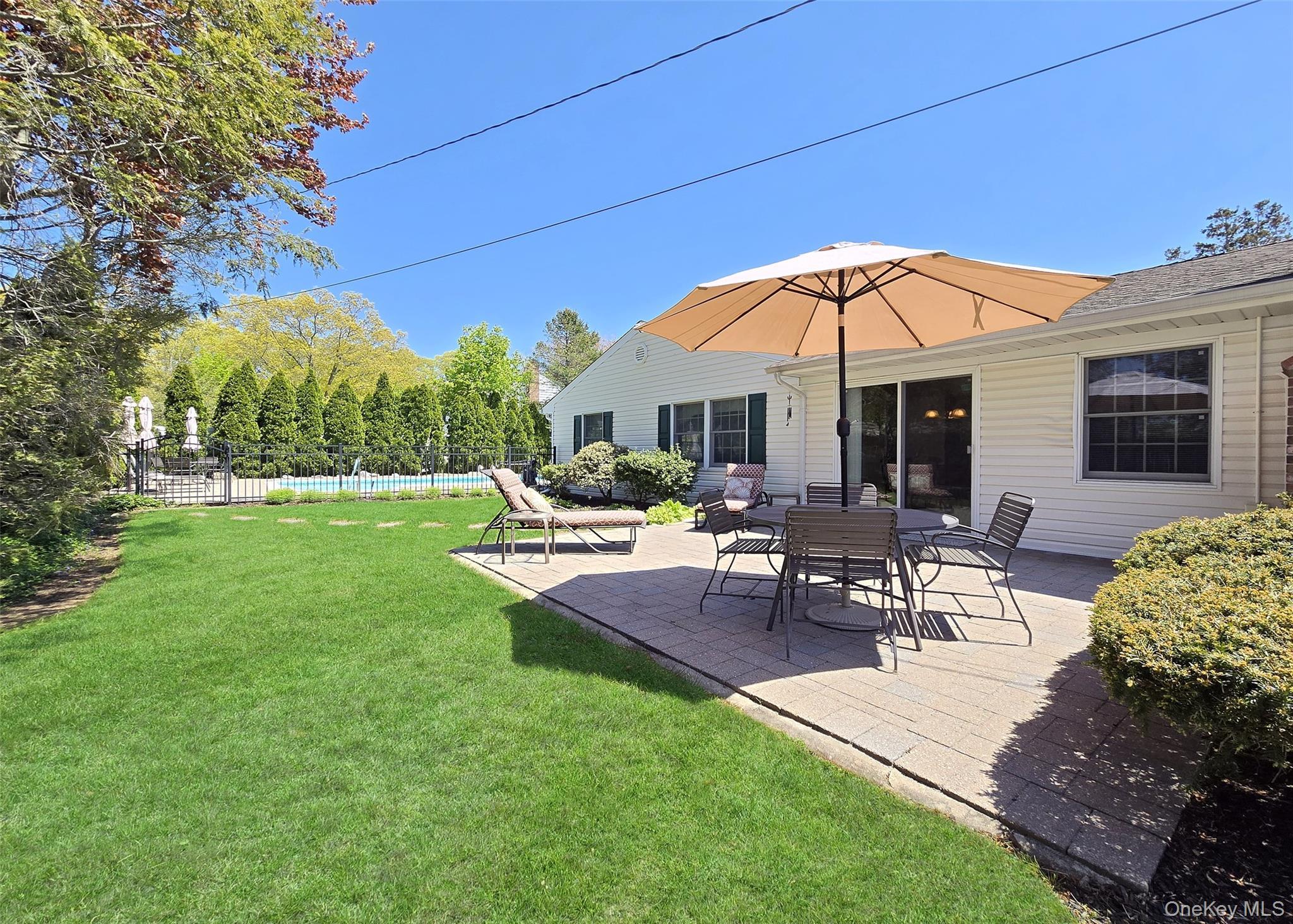 Single Family Memory Suffolk County, NY 11790, MLS-992450-23