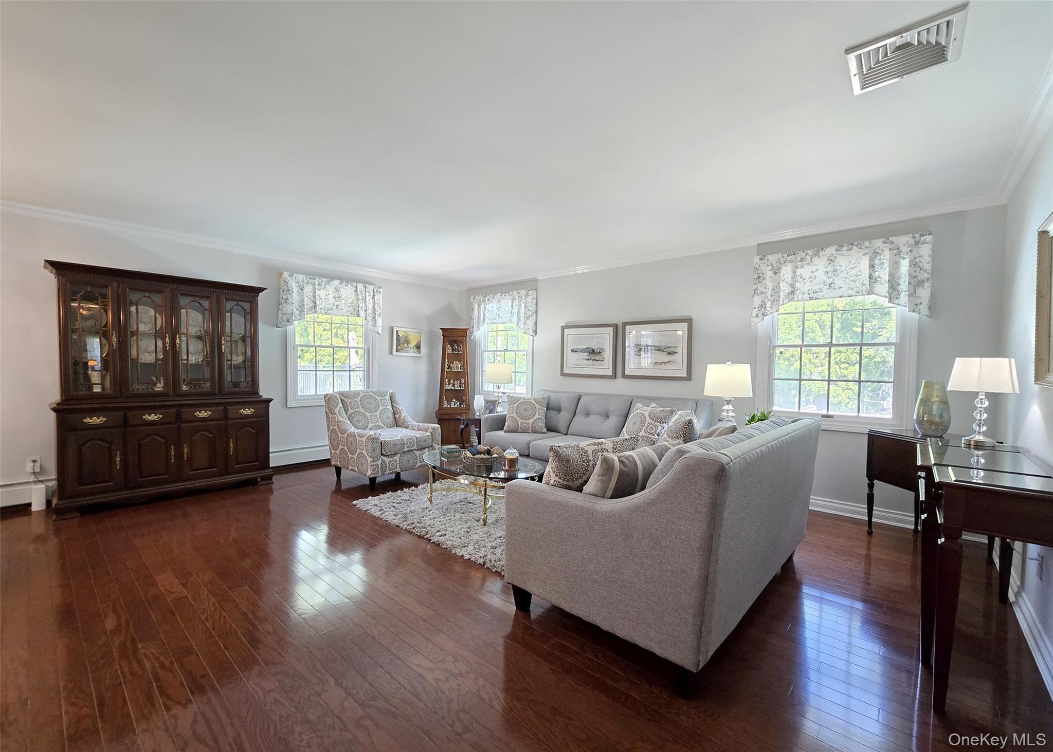Single Family Memory Suffolk County, NY 11790, MLS-992450-5