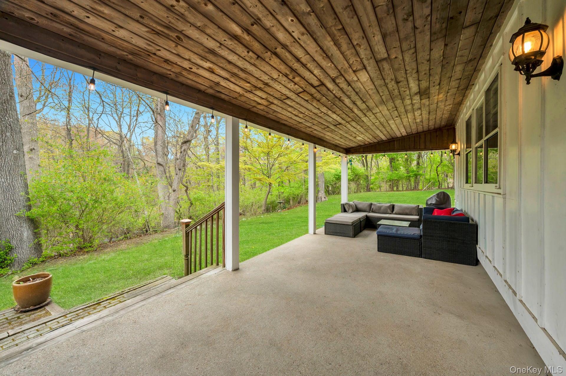 Single Family Brooksite Suffolk County, NY 11787, MLS-992481-3