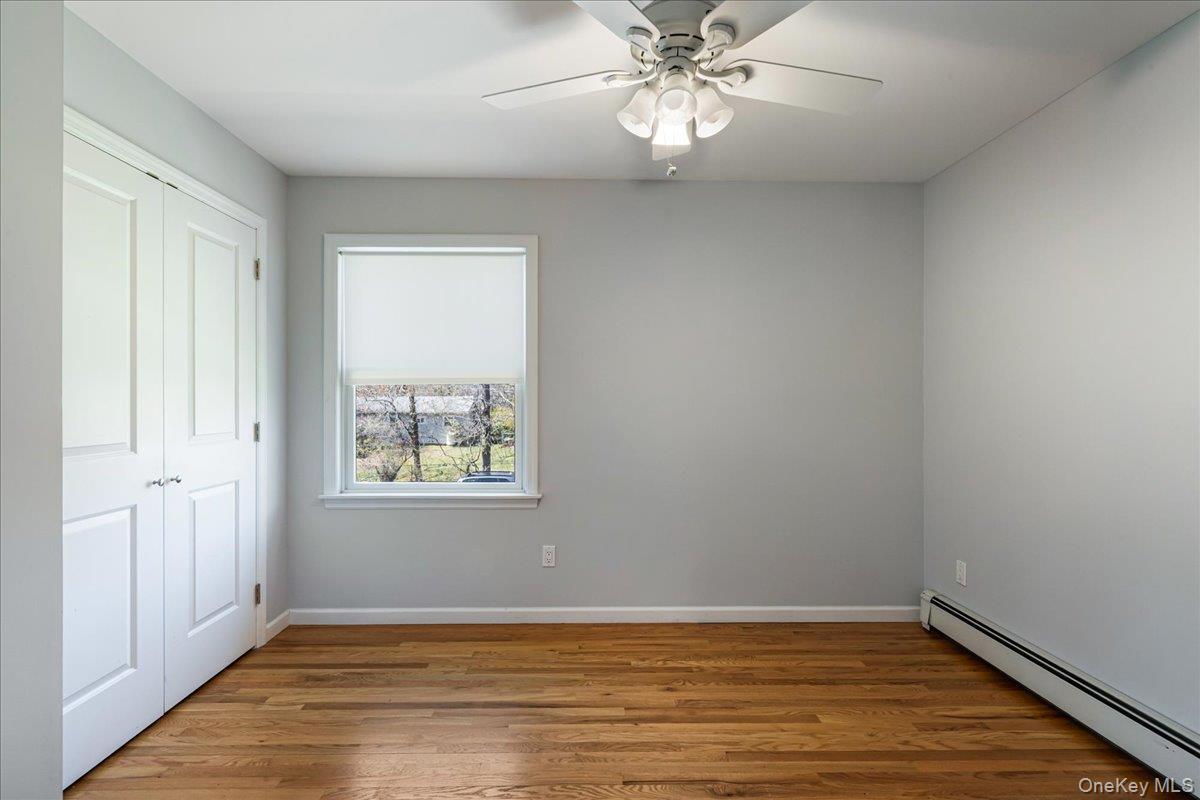 Single Family Sherman Avenue Suffolk County, NY 11946, MLS-992498-12