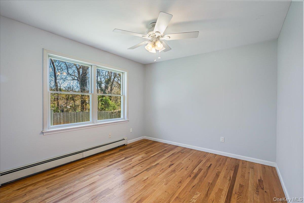 Single Family Sherman Avenue Suffolk County, NY 11946, MLS-992498-13