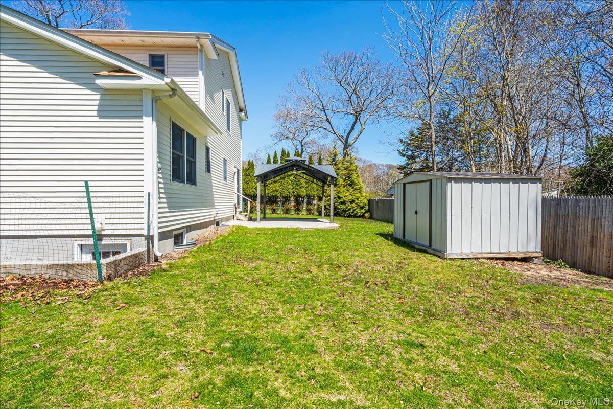 Single Family Sherman Avenue Suffolk County, NY 11946, MLS-992498-23