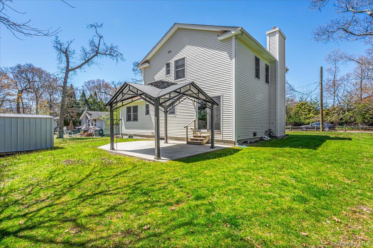 Single Family Sherman Avenue  Suffolk County, NY 11946, MLS-992498-24
