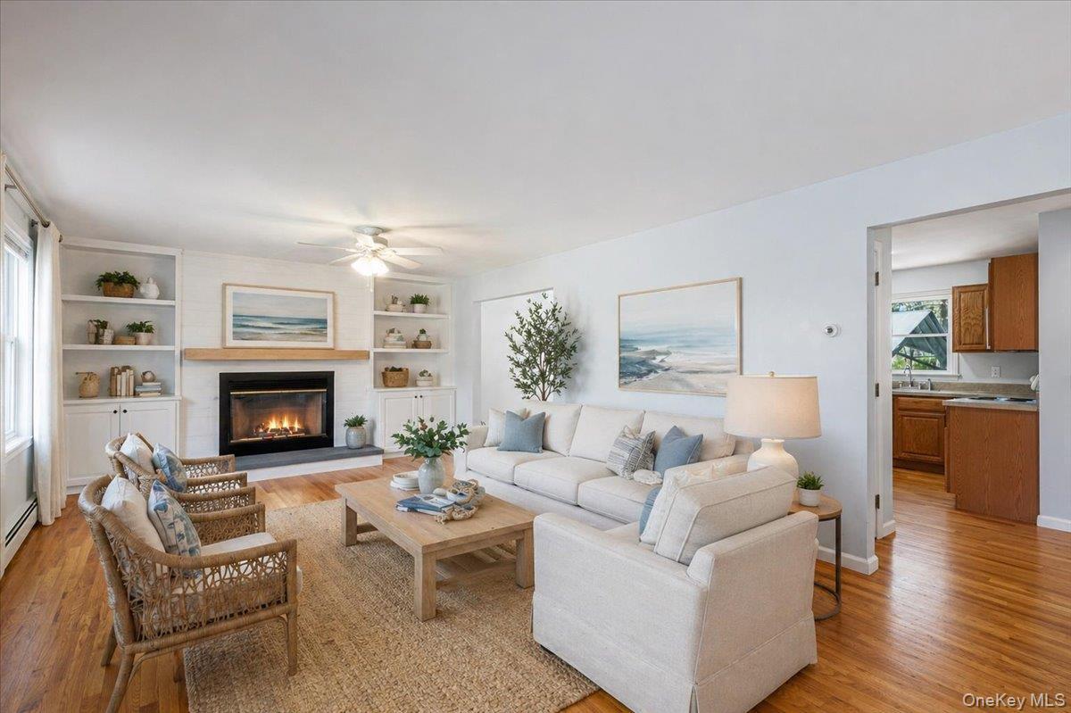 Single Family Sherman Avenue Suffolk County, NY 11946, MLS-992498-5