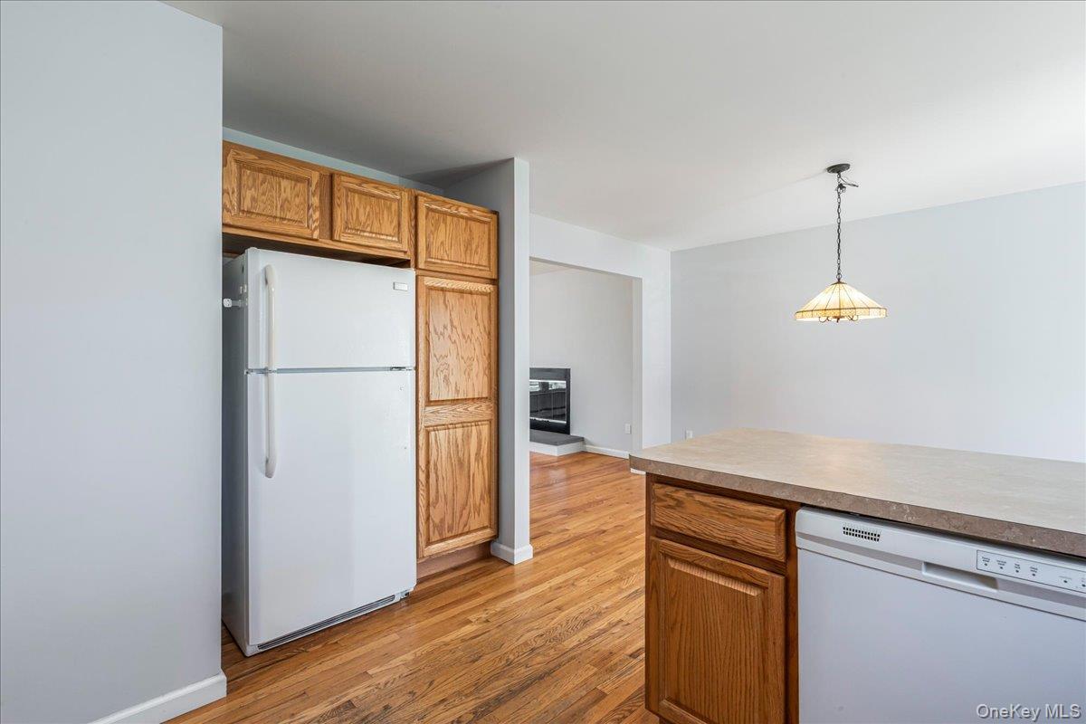 Single Family Sherman Avenue Suffolk County, NY 11946, MLS-992498-8
