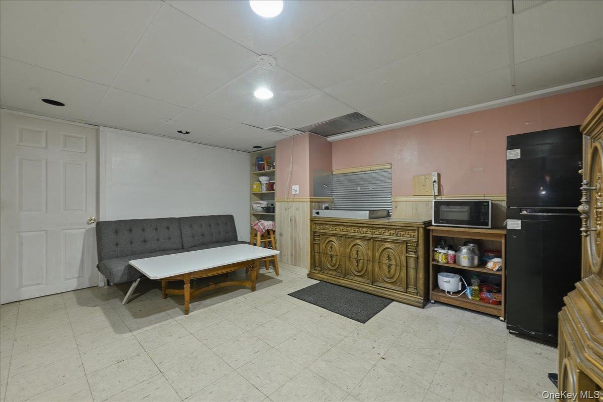 Single Family Gardner  Nassau County, NY 11801, MLS-992518-18