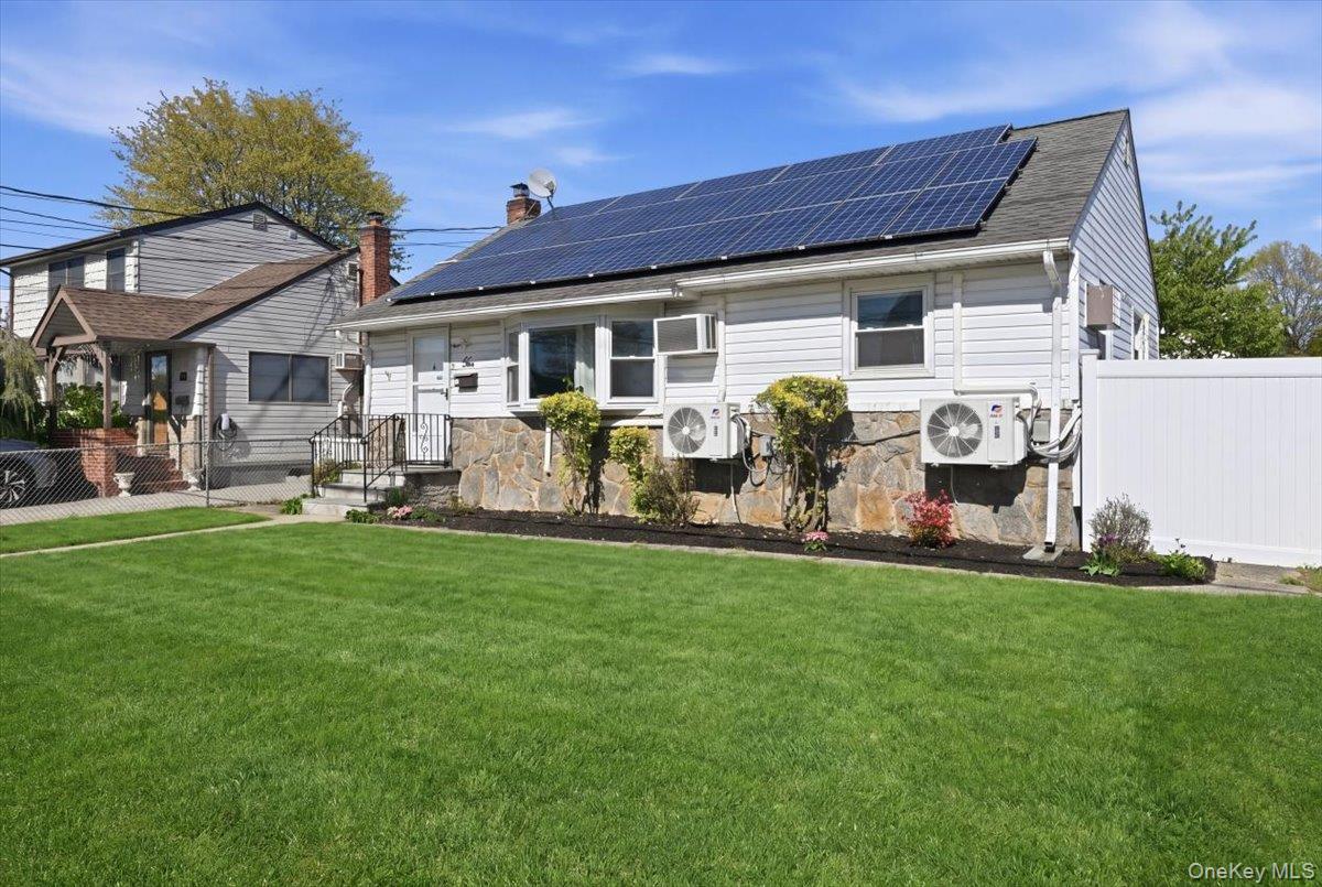 Single Family Gardner  Nassau County, NY 11801, MLS-992518-3
