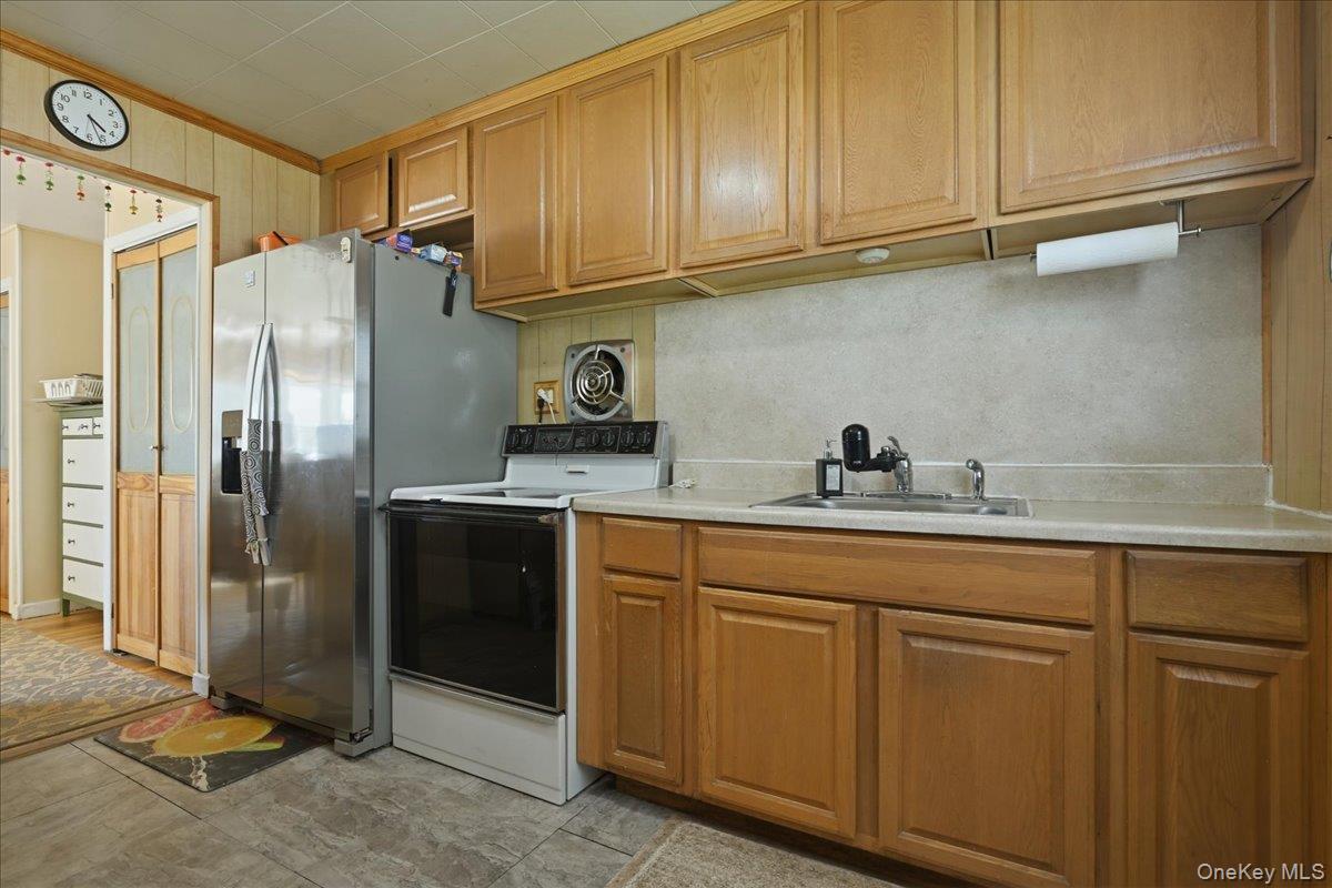 Single Family Gardner  Nassau County, NY 11801, MLS-992518-8