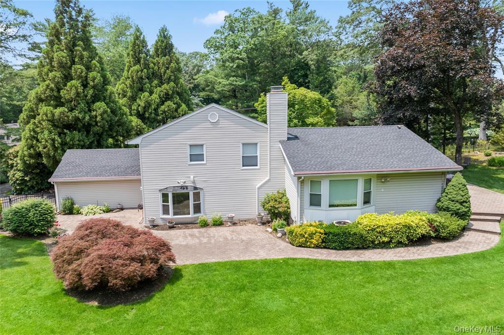 Single Family Kodiak Drive  Nassau County, NY 11797, MLS-992528-4