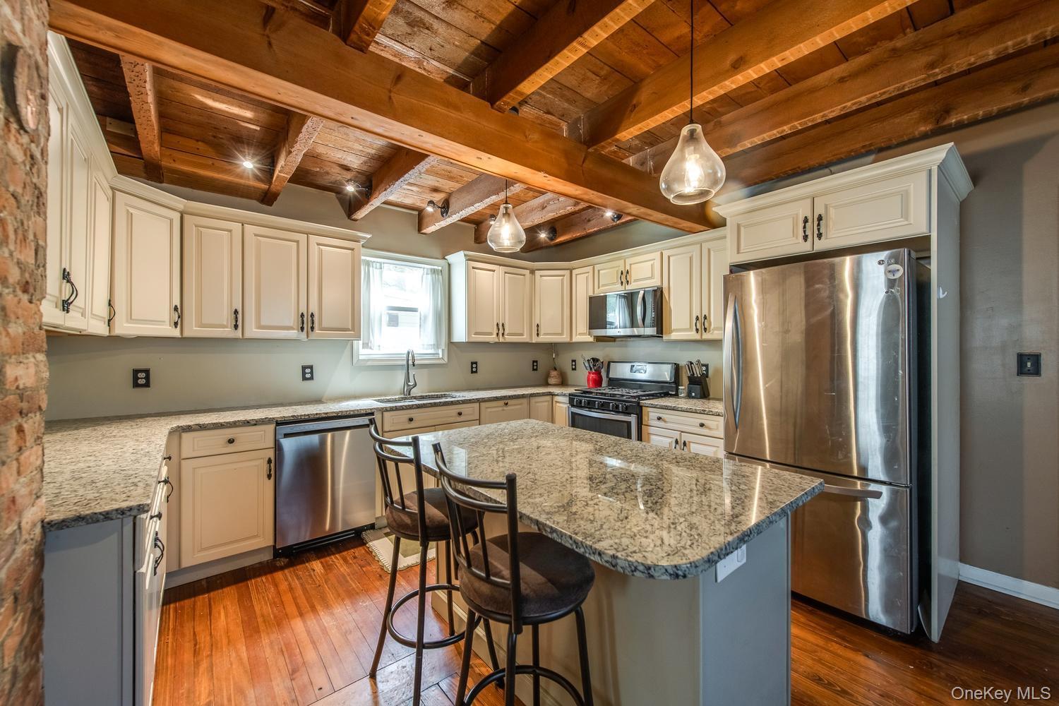Single Family Market Dutchess County, NY 12538, MLS-992539-11