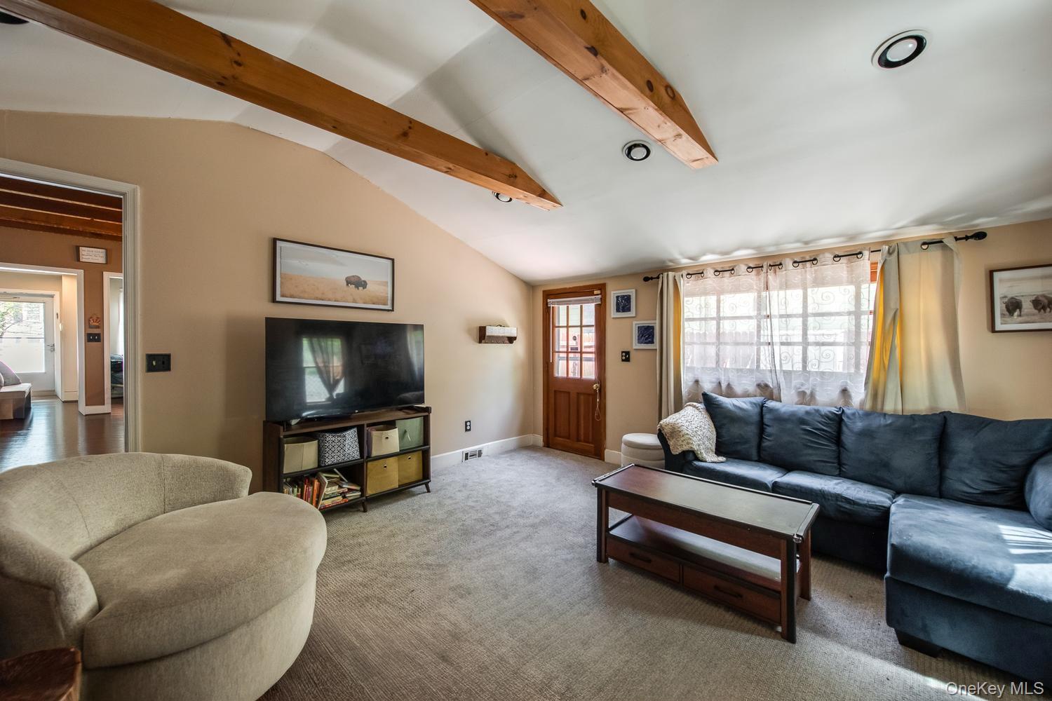 Single Family Market Dutchess County, NY 12538, MLS-992539-21