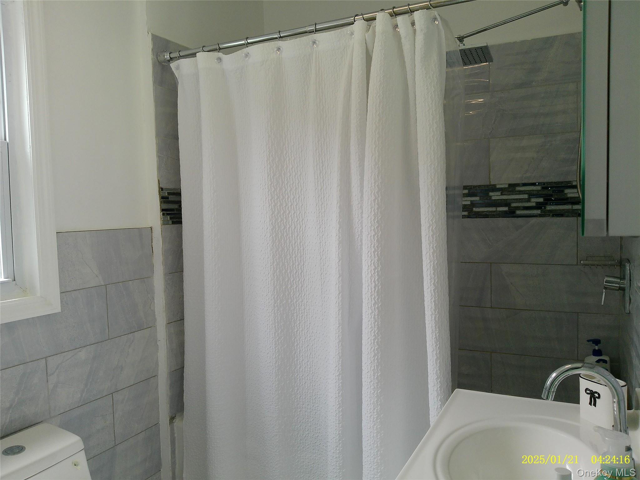 Single Family 194th  Queens, NY 11413, MLS-992540-10