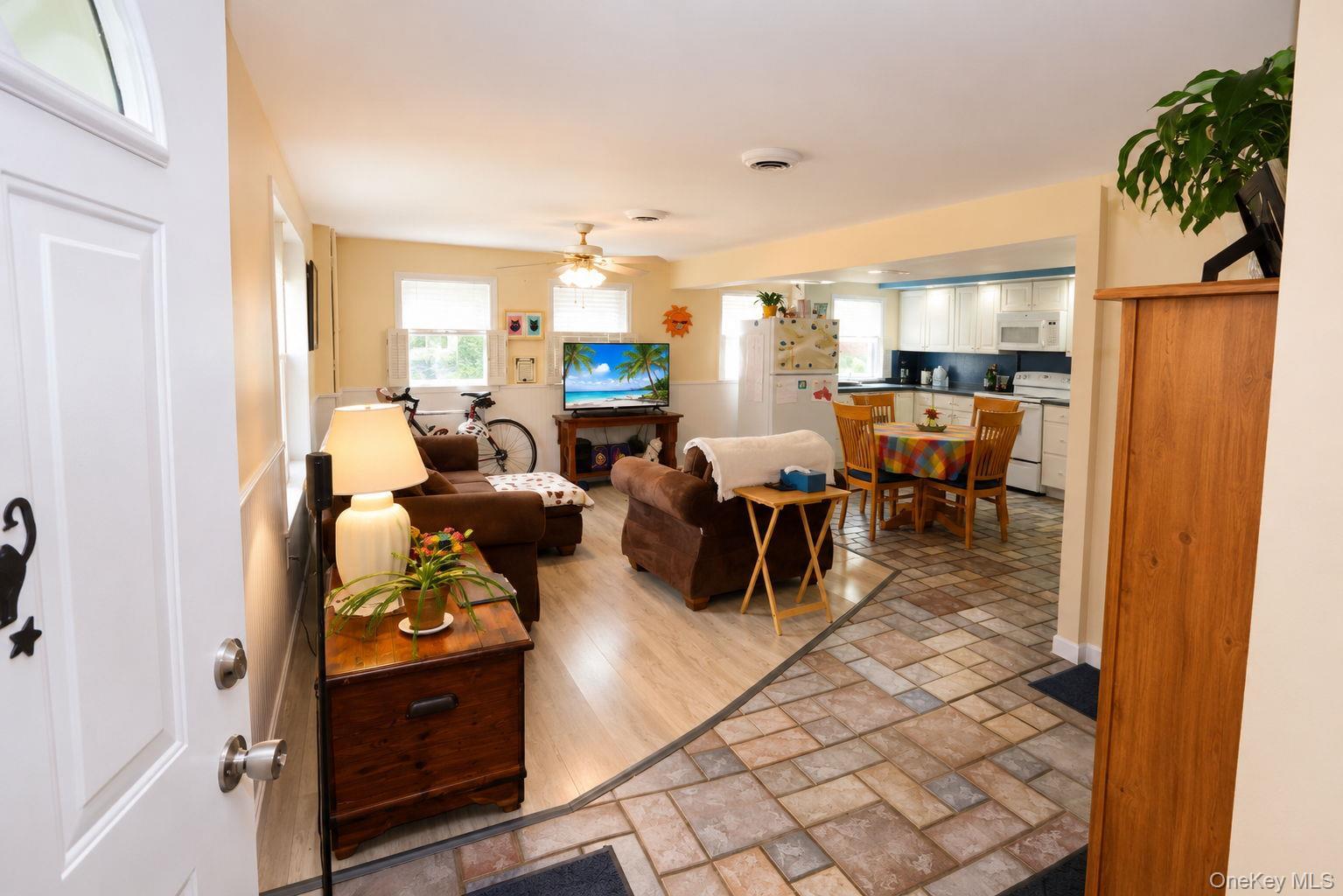 Single Family Oak Drive  Orange County, NY 12553, MLS-992546-41