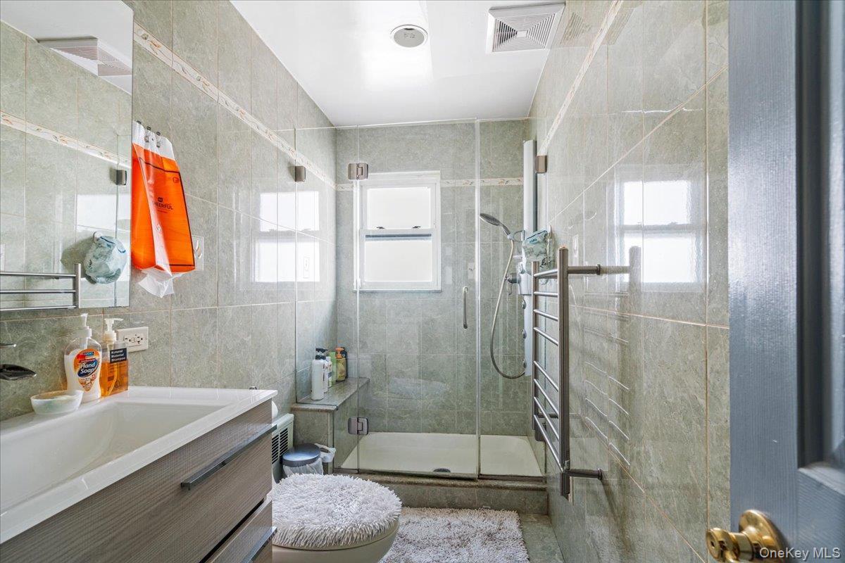 Single Family 37th Brooklyn, NY 11234, MLS-992583-16