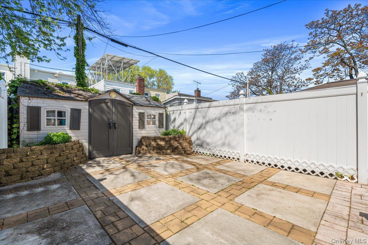 Single Family 37th Brooklyn, NY 11234, MLS-992583-9