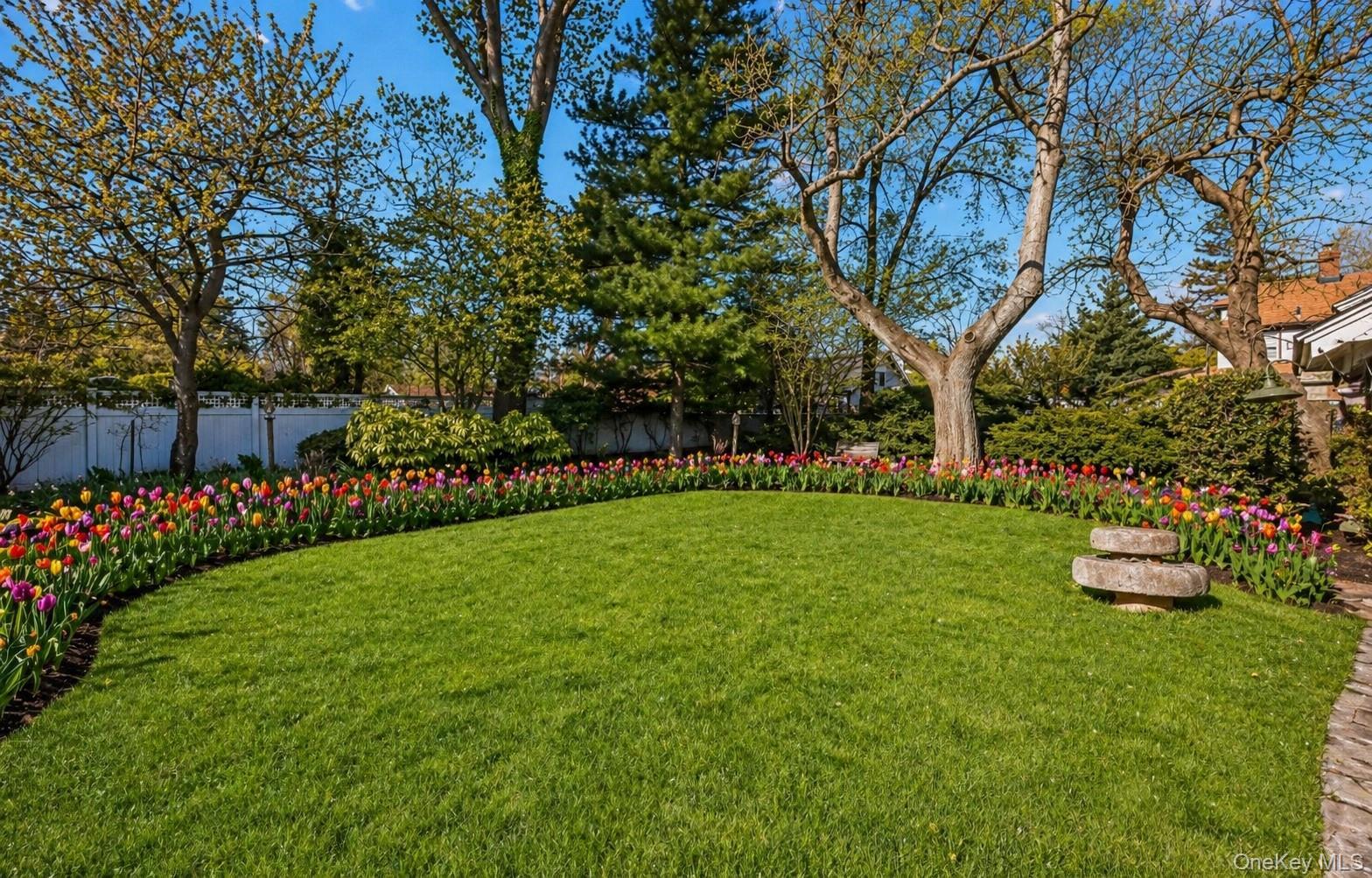 Single Family Pershing  Nassau County, NY 11510, MLS-992622-28