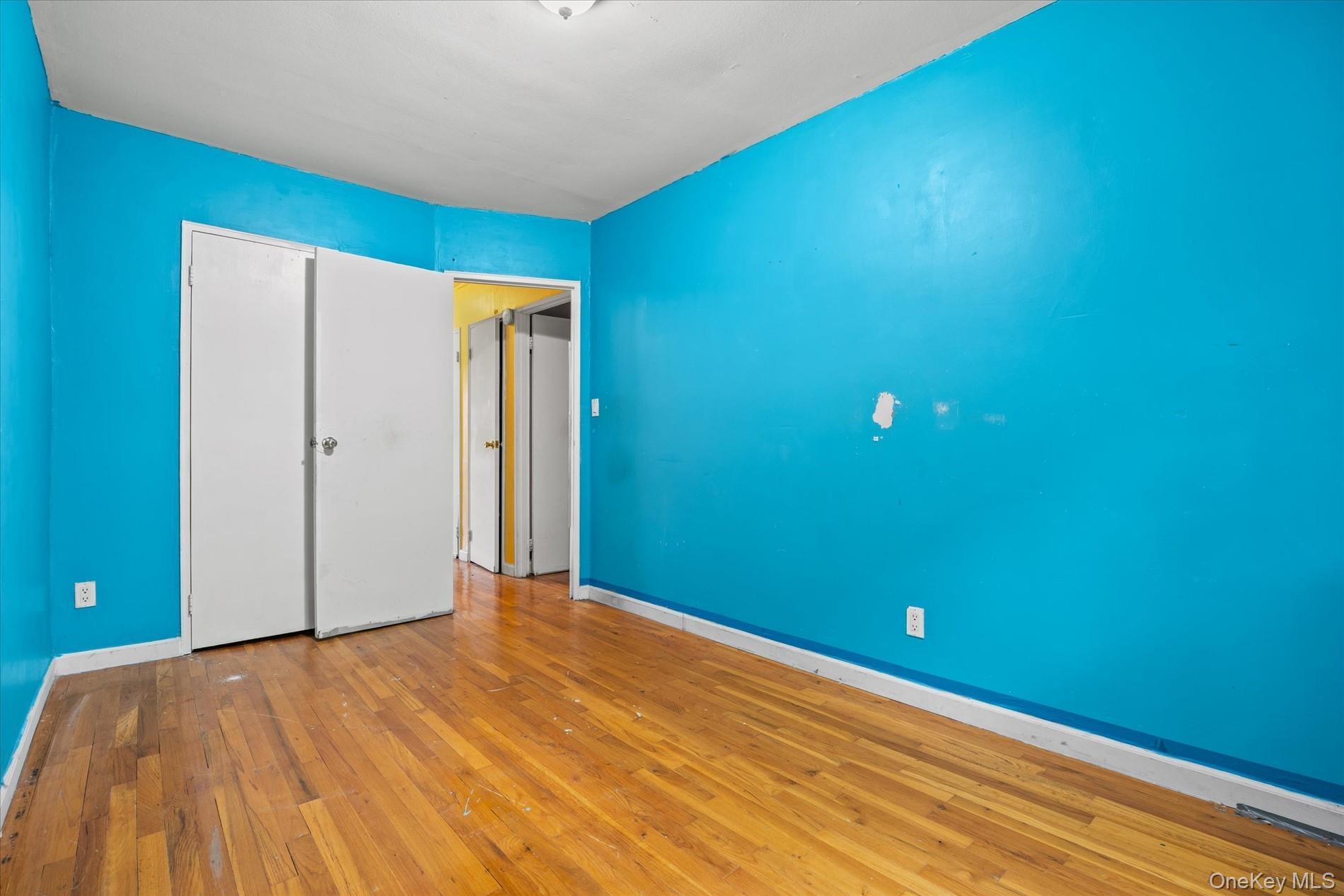 Single Family E 53rd Place Brooklyn, NY 11234, MLS-992623-16