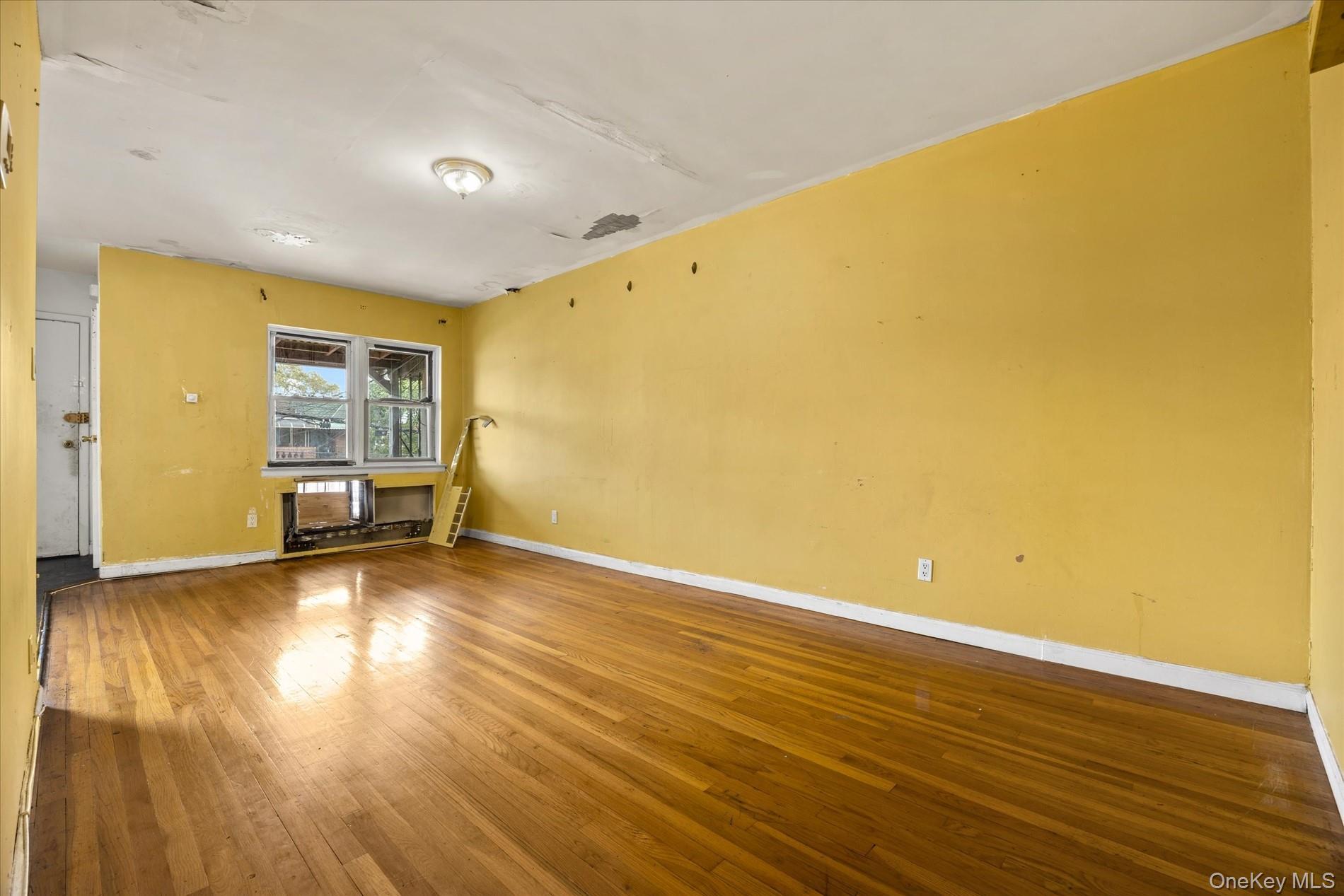 Single Family E 53rd Place Brooklyn, NY 11234, MLS-992623-6